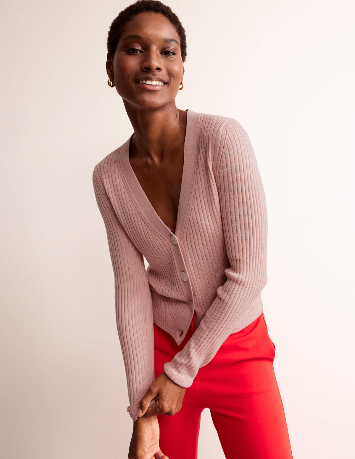 Ribbed Merino V Cardigan-Chalky Pink - Image 4