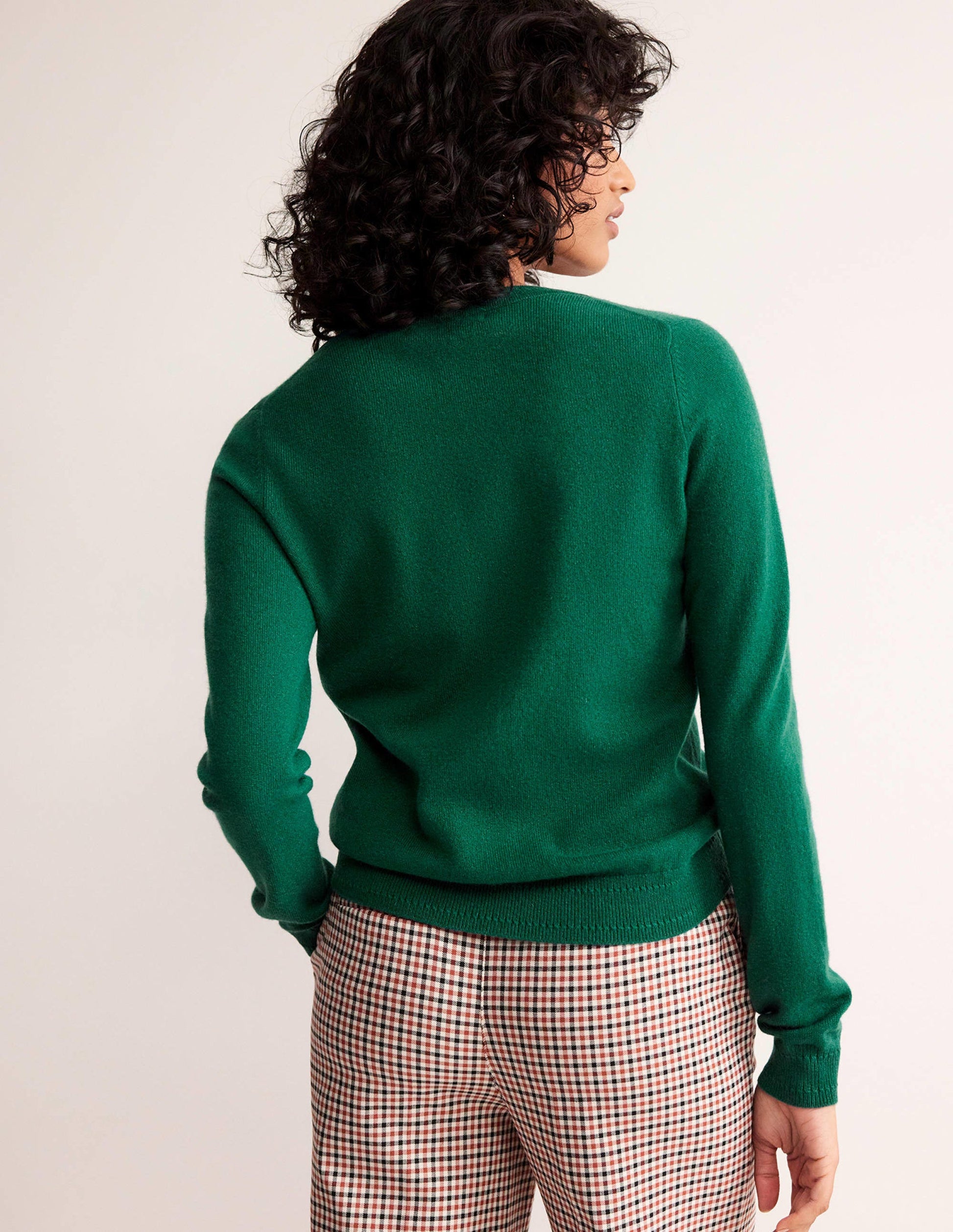Eva Cashmere V-neck Jumper-Deep Forest-4