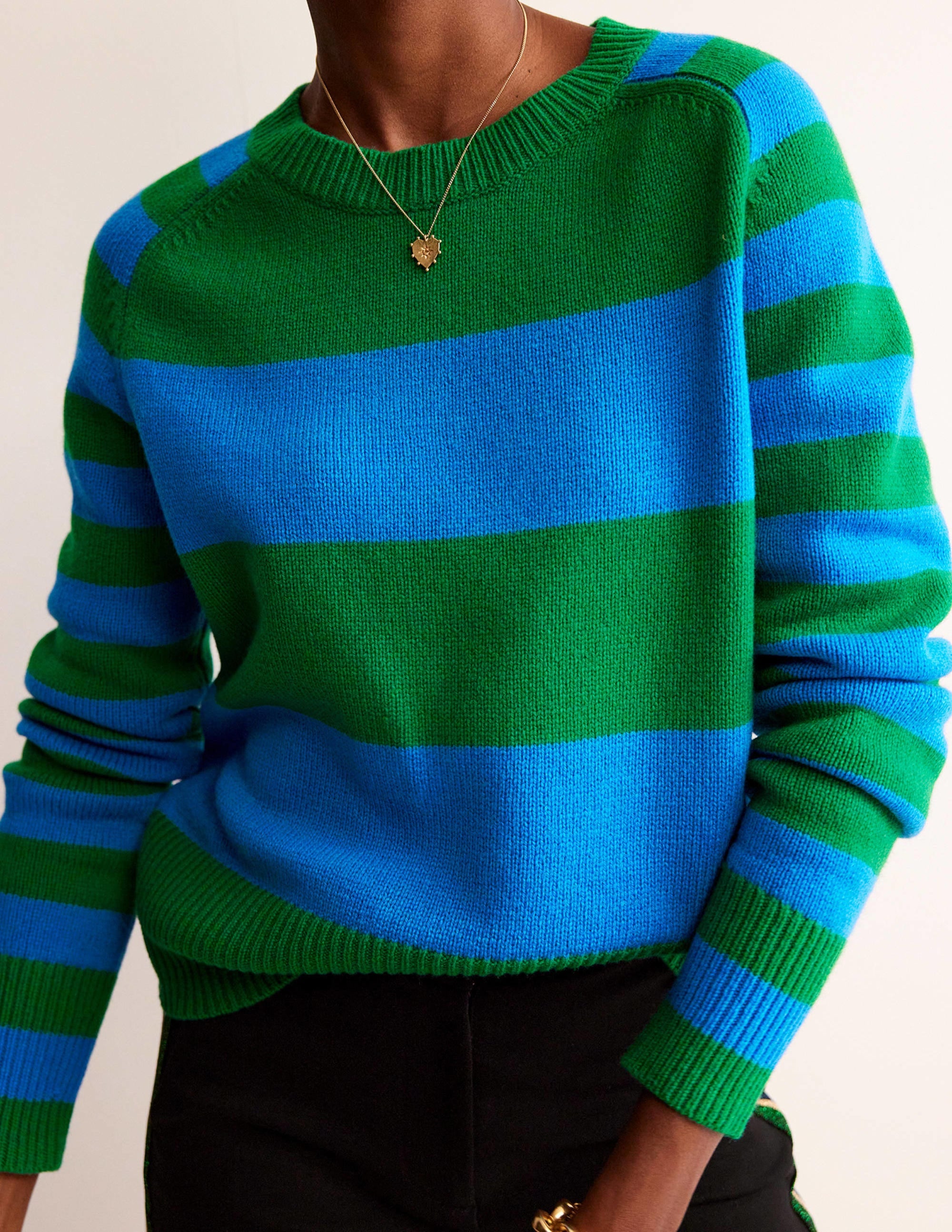 Olivia Merino Jumper-Bight Cobalt / Veridian Green - Image 2