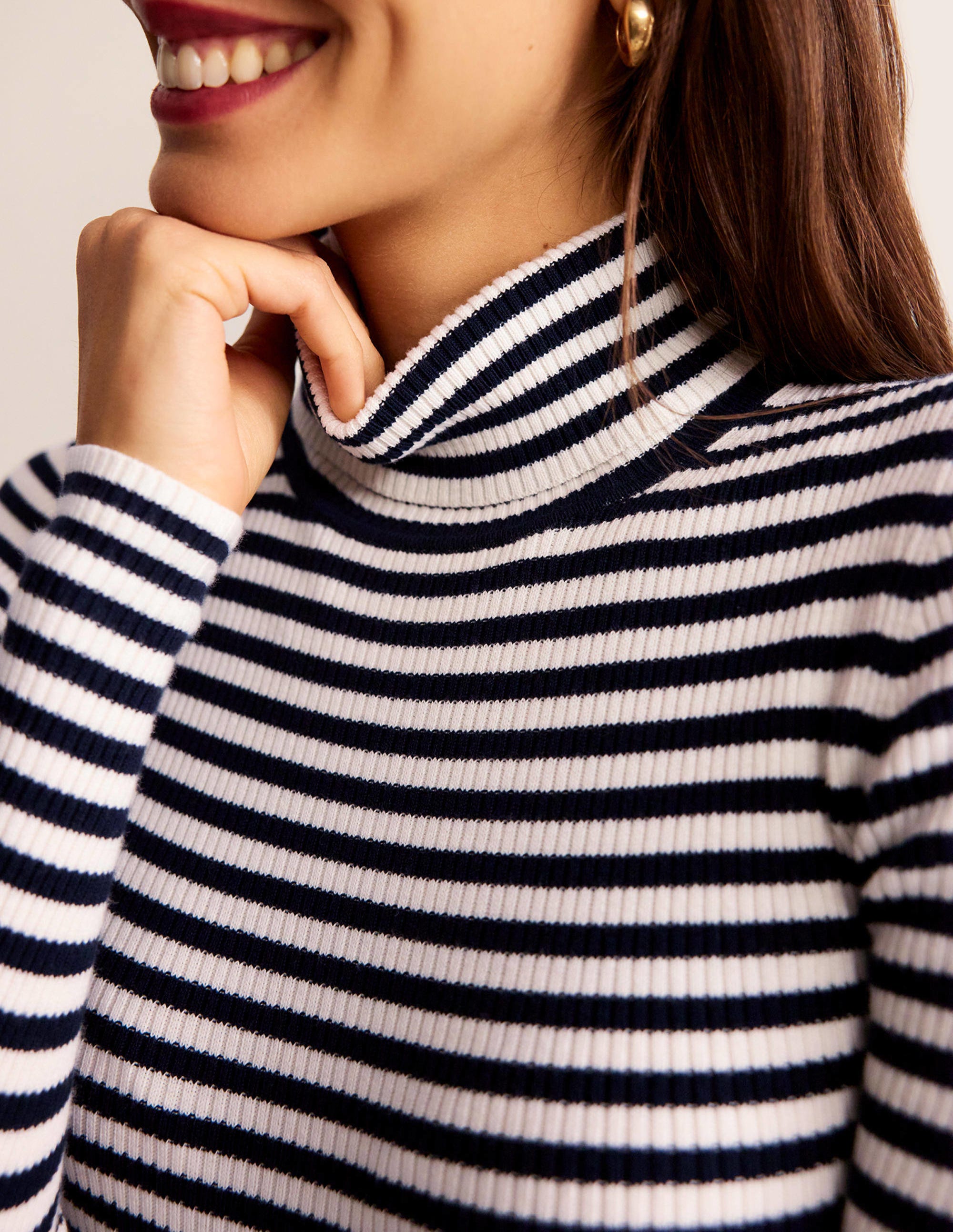 Catriona Roll Neck Jumper-Navy and Ivory - Image 2