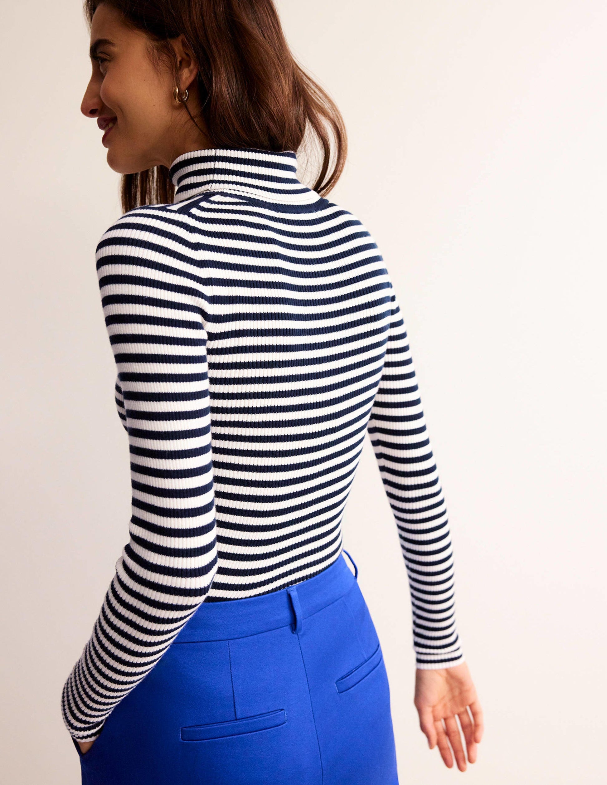 Catriona Roll Neck Jumper-Navy and Ivory-3