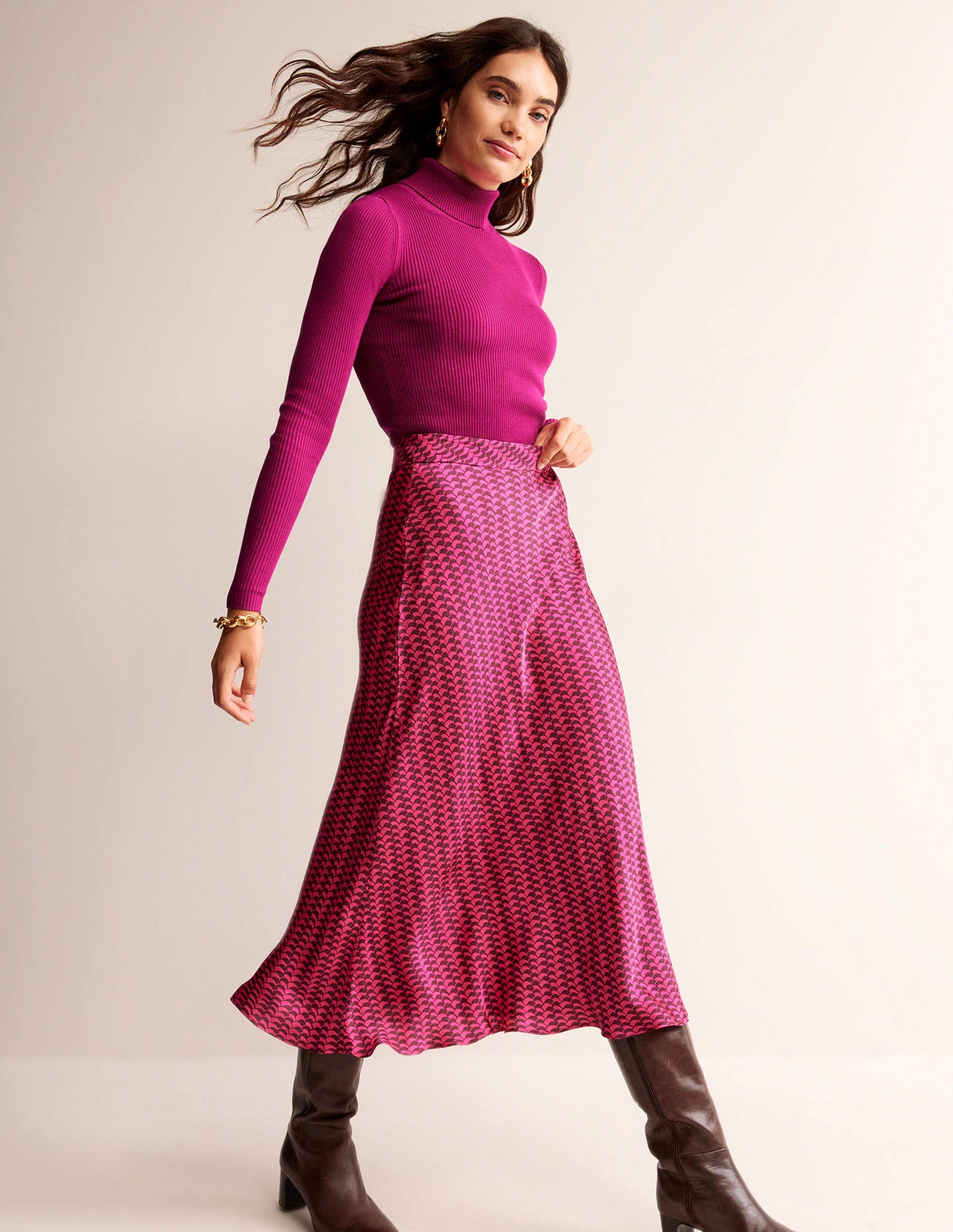 Catriona Roll Neck Jumper-Festival Fuchsia - Image 4