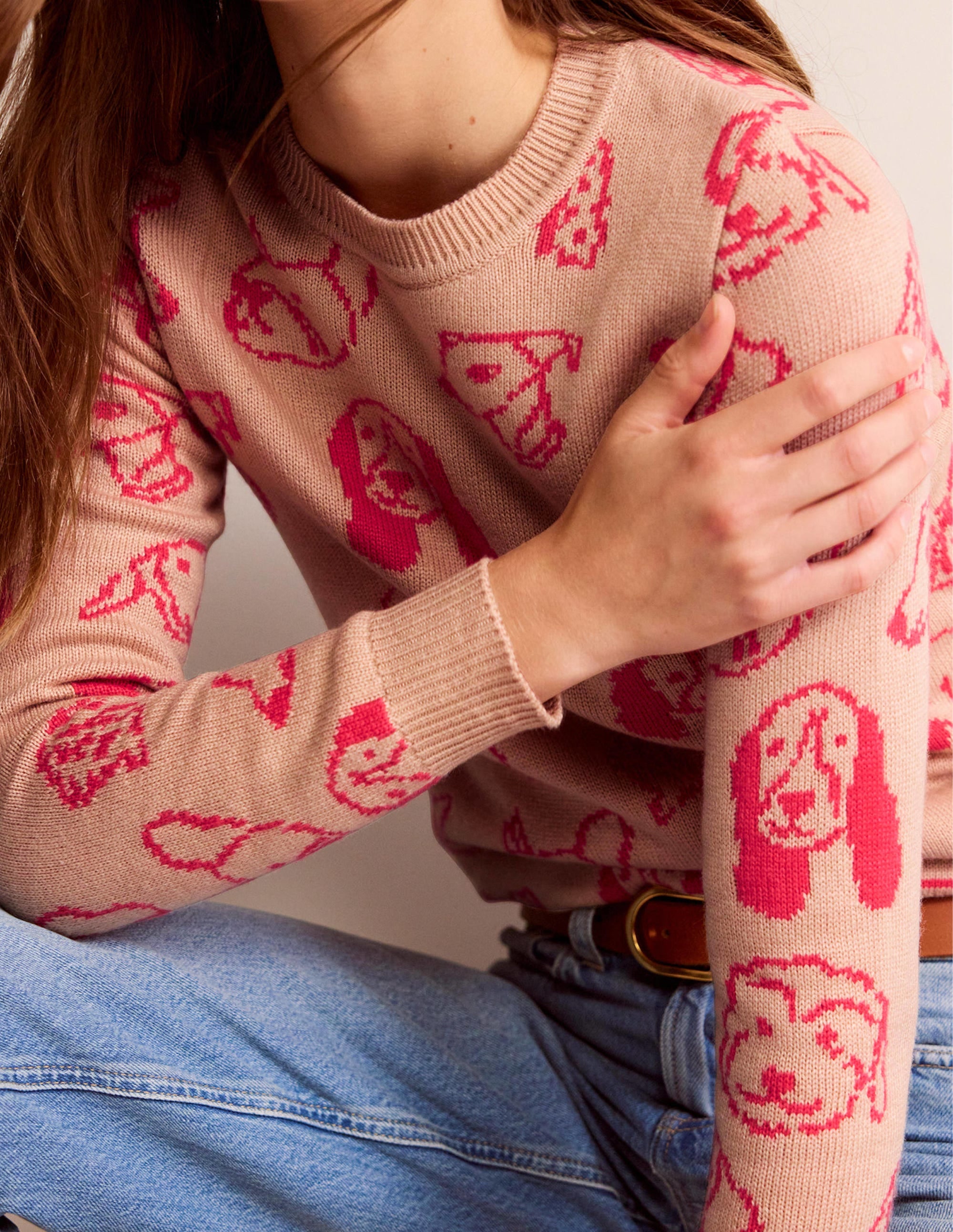 Heather Jacquard Jumper-Chinchilla, Raspberry Dogs - Image 2