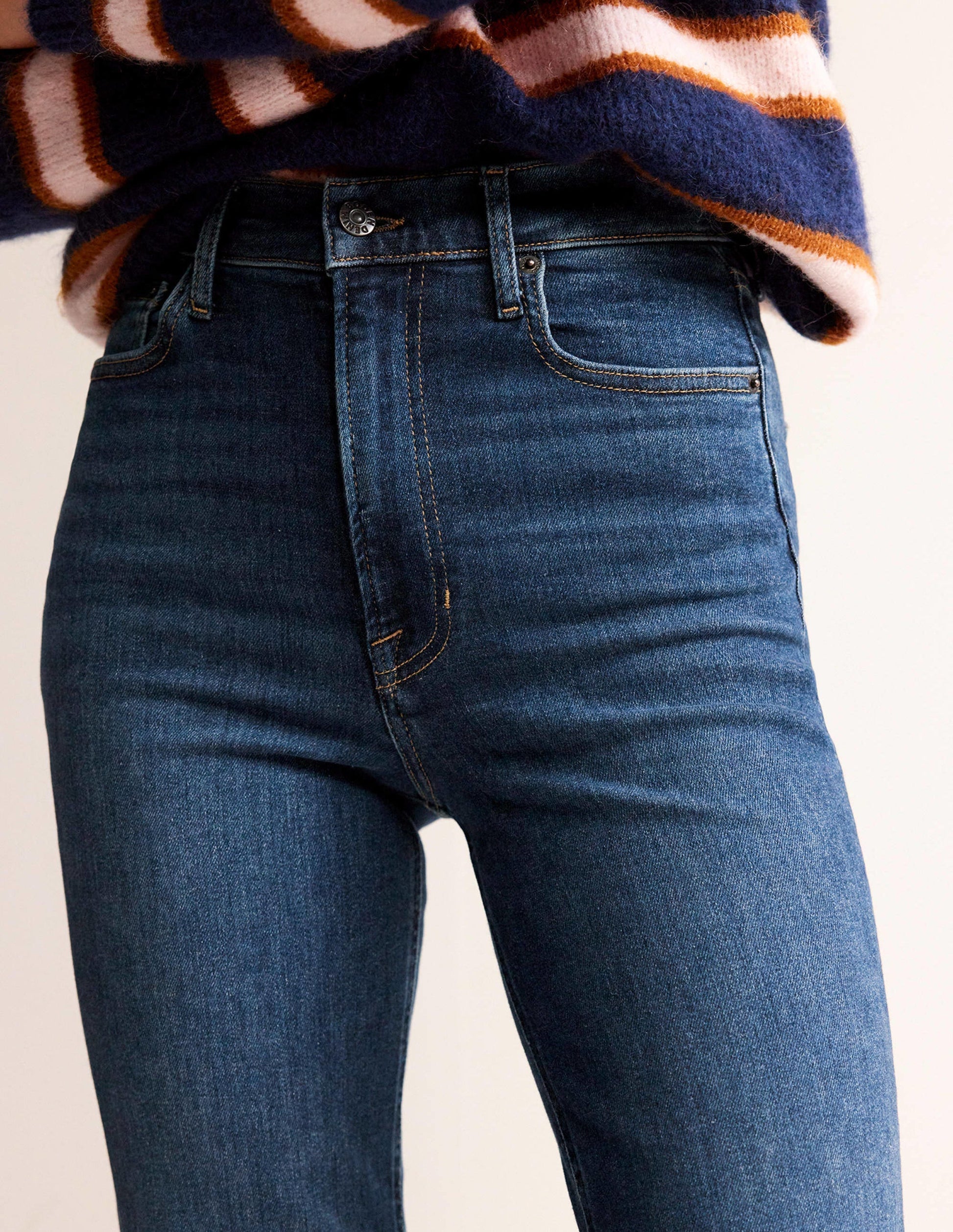 High Rise True Straight Jeans-Indigo-5
