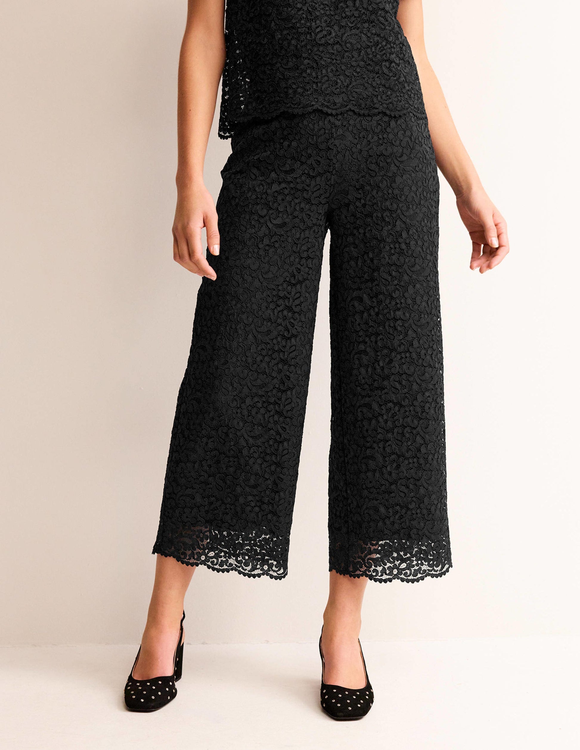 Cropped Wide-Leg Lace Trousers-Black-3