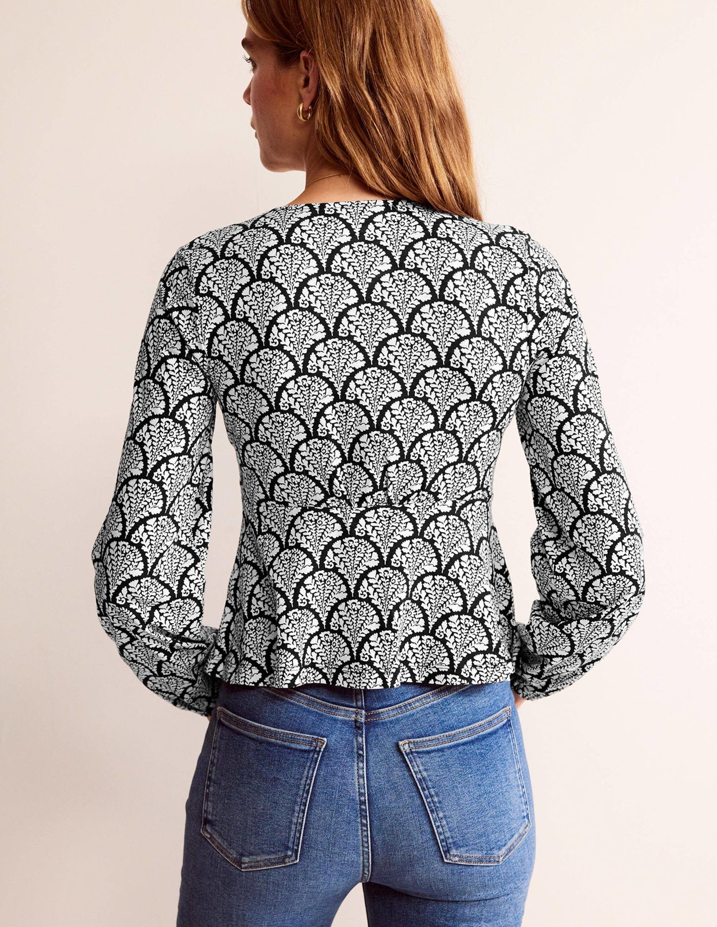 V-Neck Peplum Top-Black, Blossomy