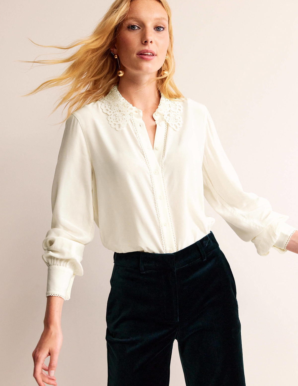 Lace-Collar Shirt-Ivory-4