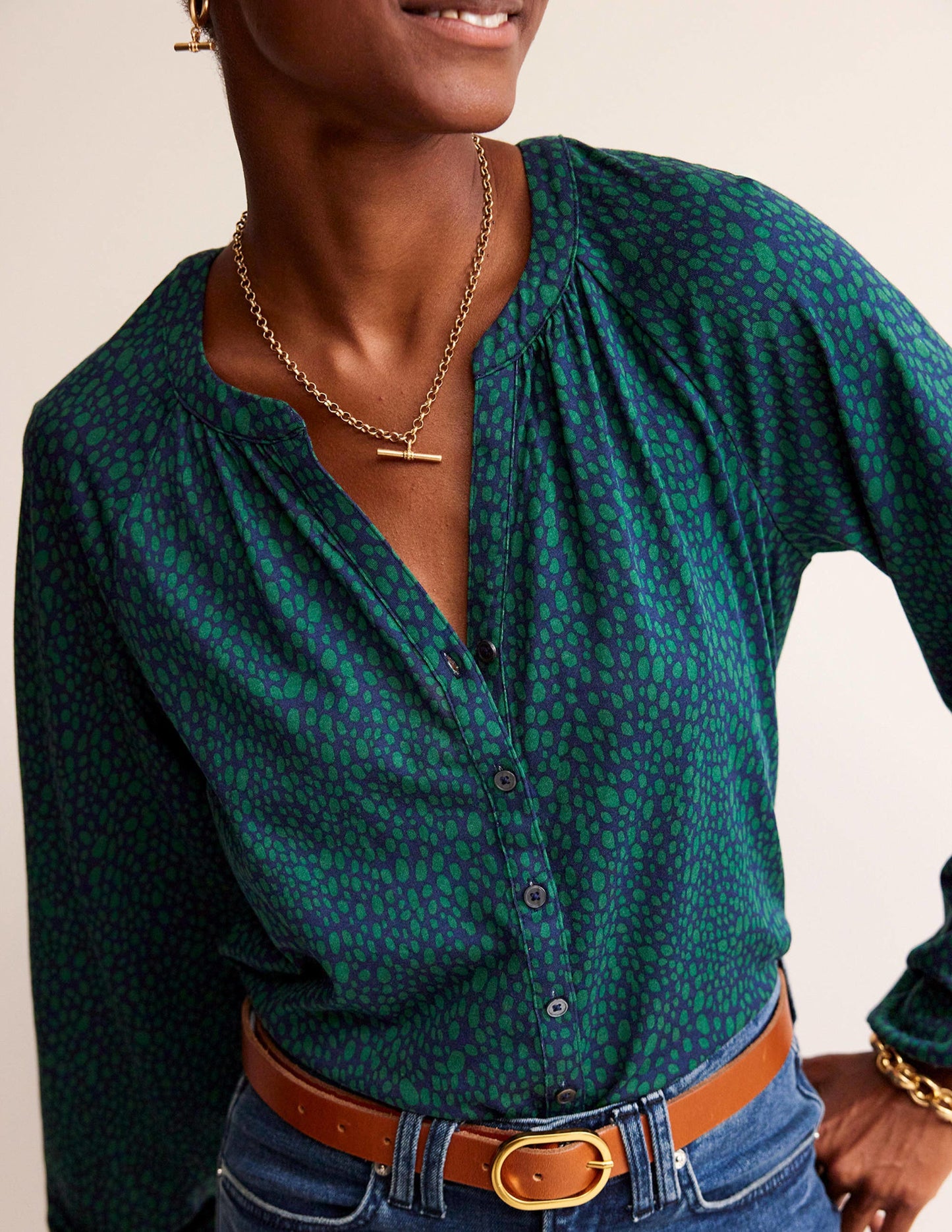 Printed Gather-Detail Shirt-Amazon Green , Animal Spot