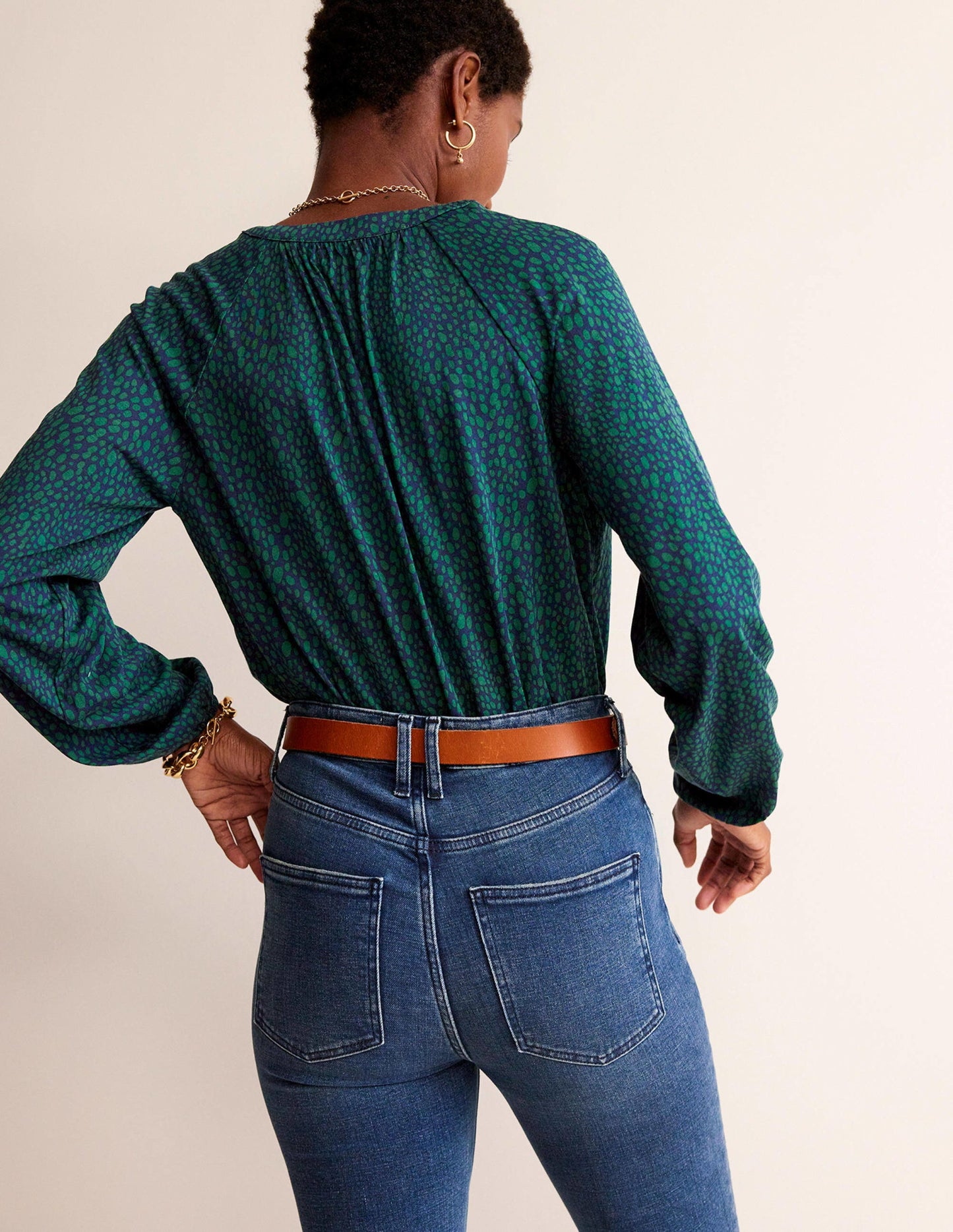 Printed Gather-Detail Shirt-Amazon Green , Animal Spot