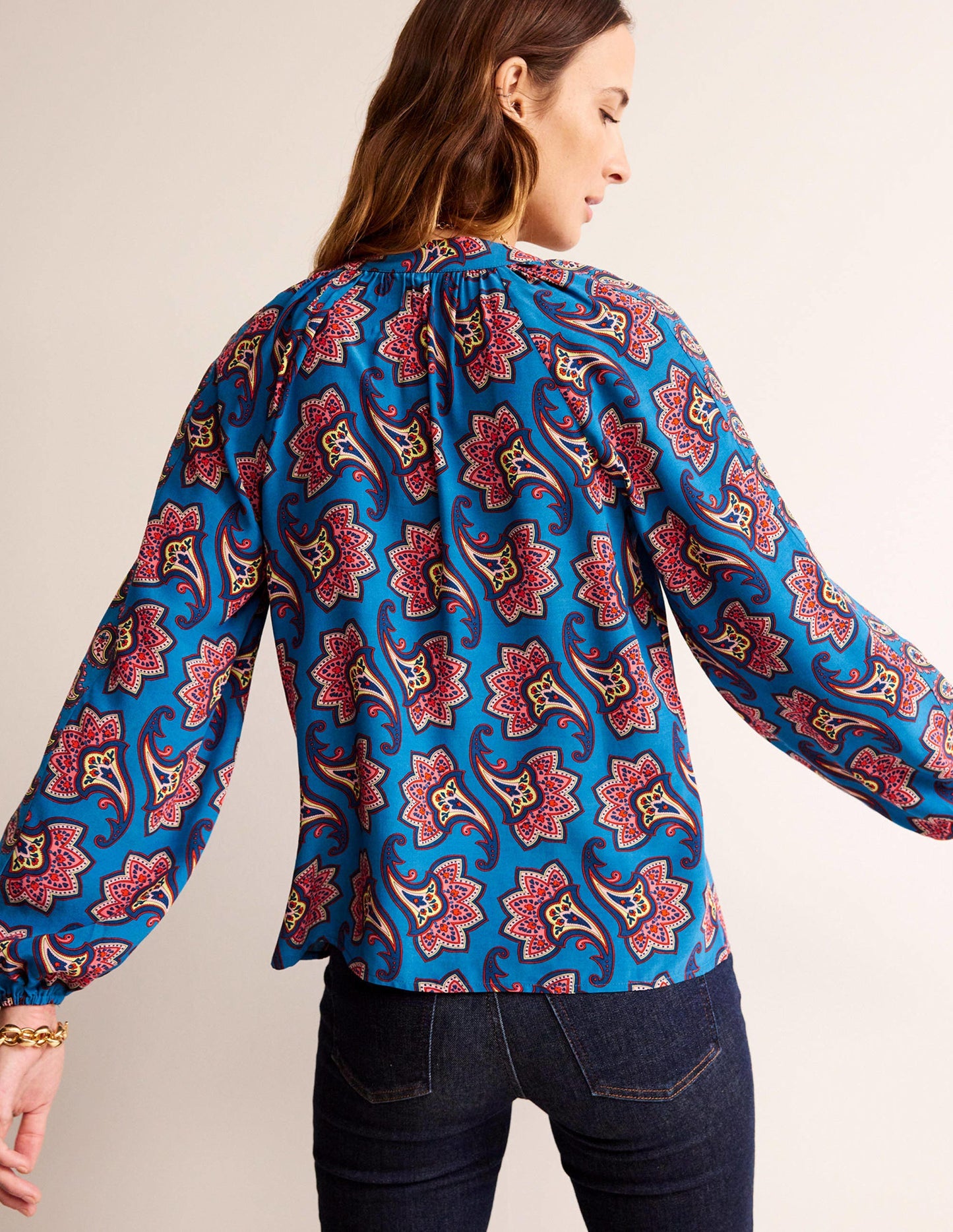 Border Print Raglan Top-Blue, Paisley Amaryllis
