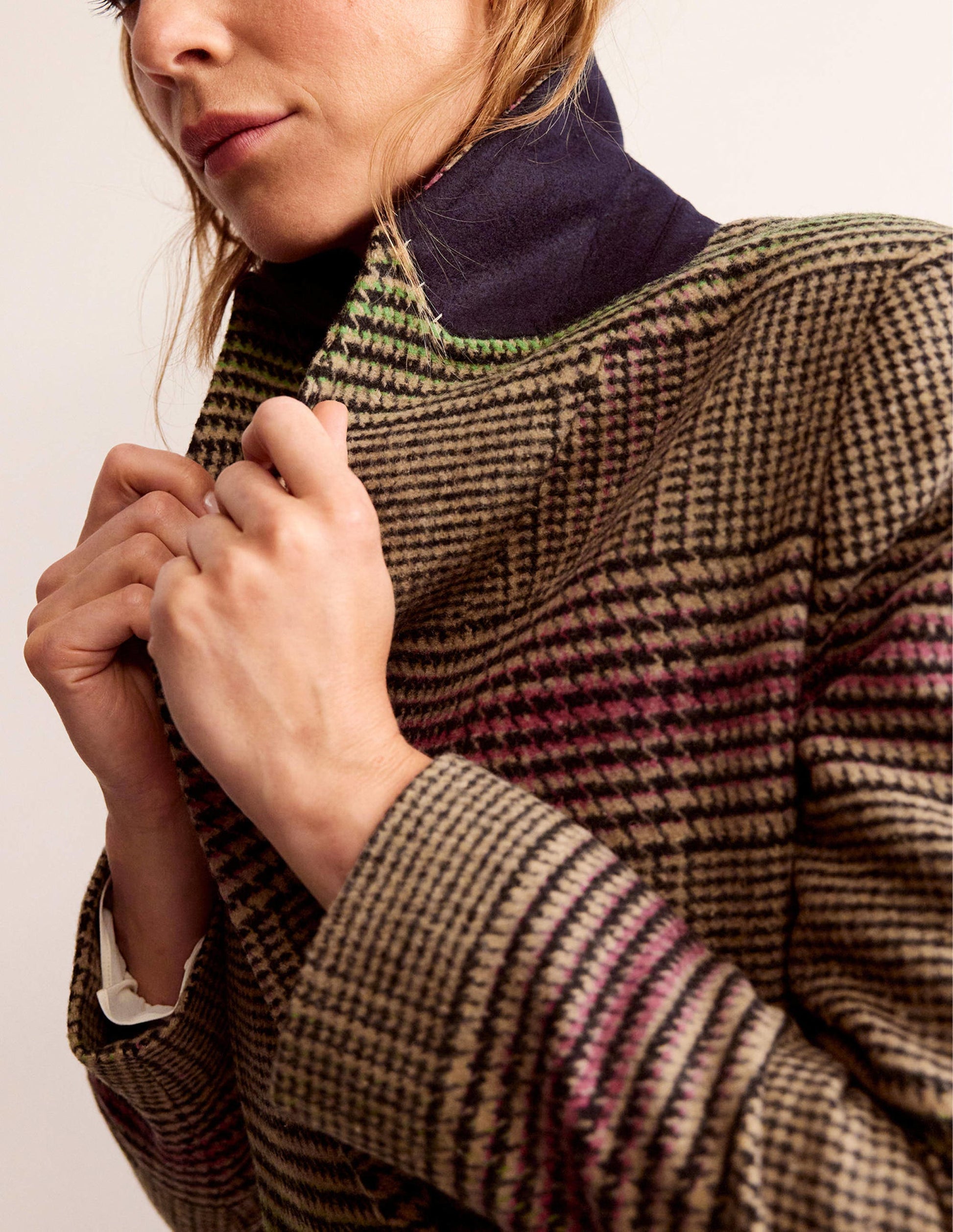 Double-Breasted Checked Coat-Check-4