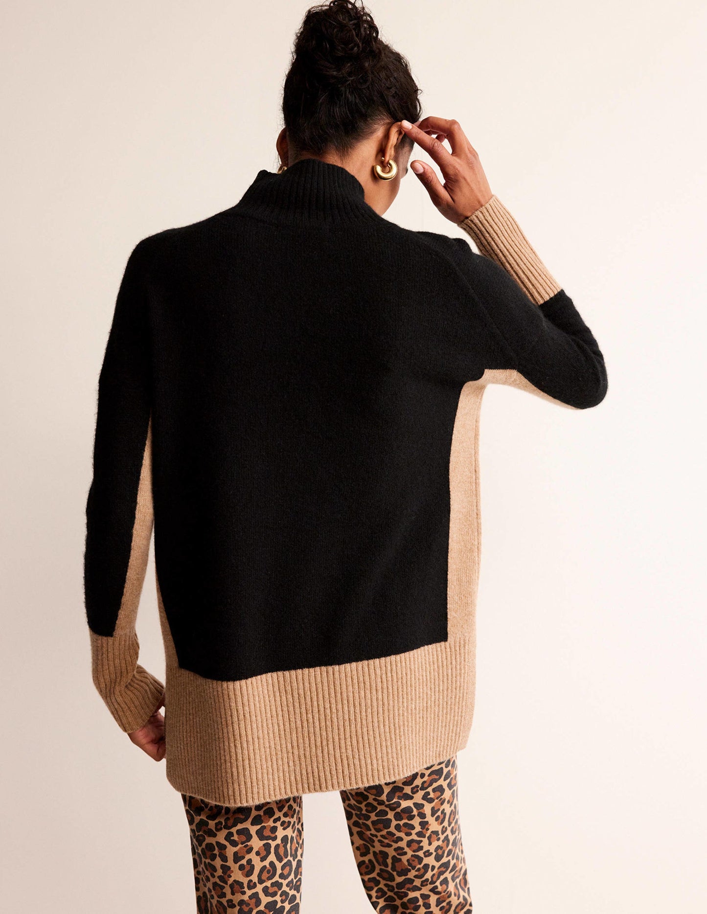 Jessica Oversized Jumper-Black, Camel Colour Block