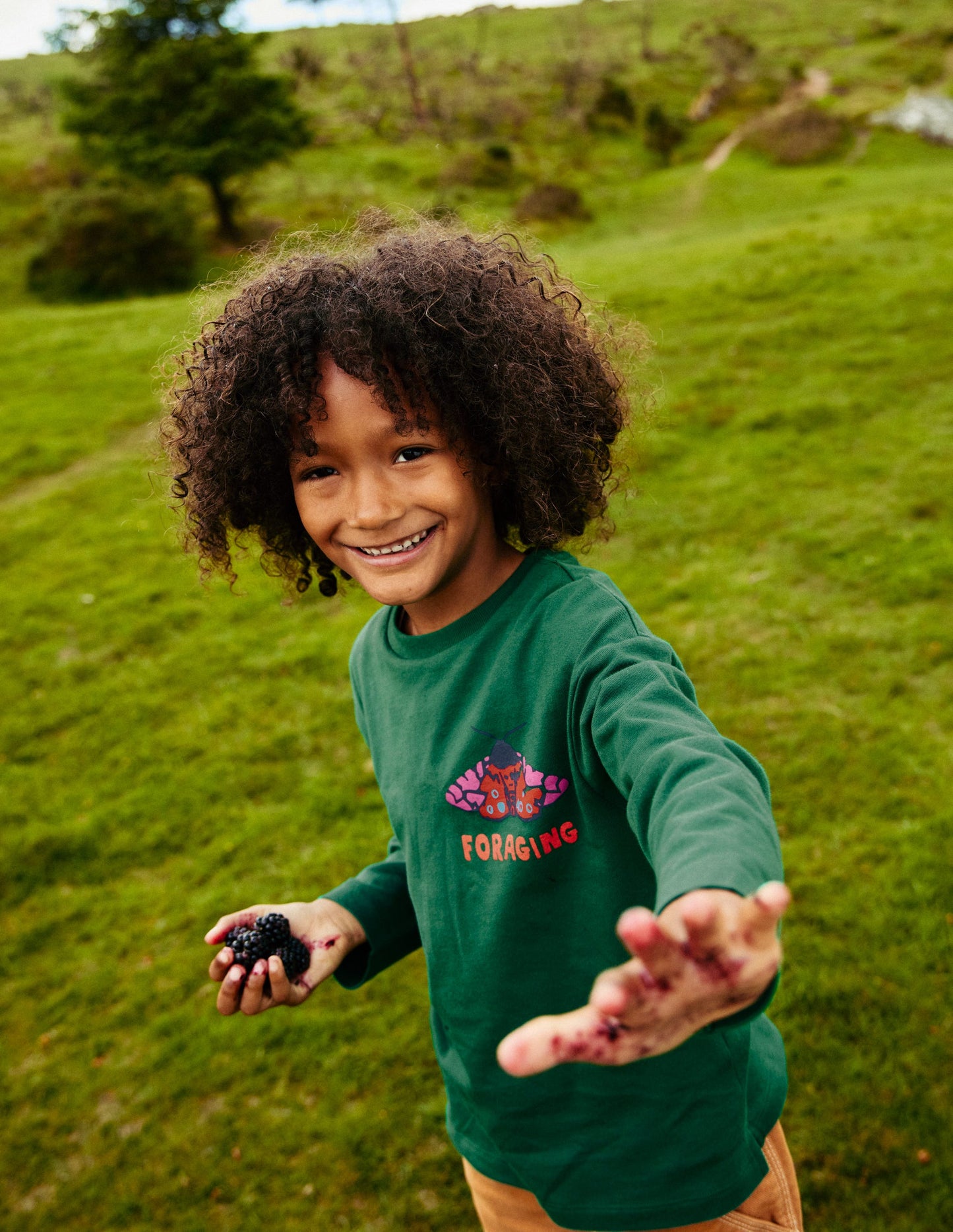 Educational T-Shirt -Jewel Green Autumn Foraging