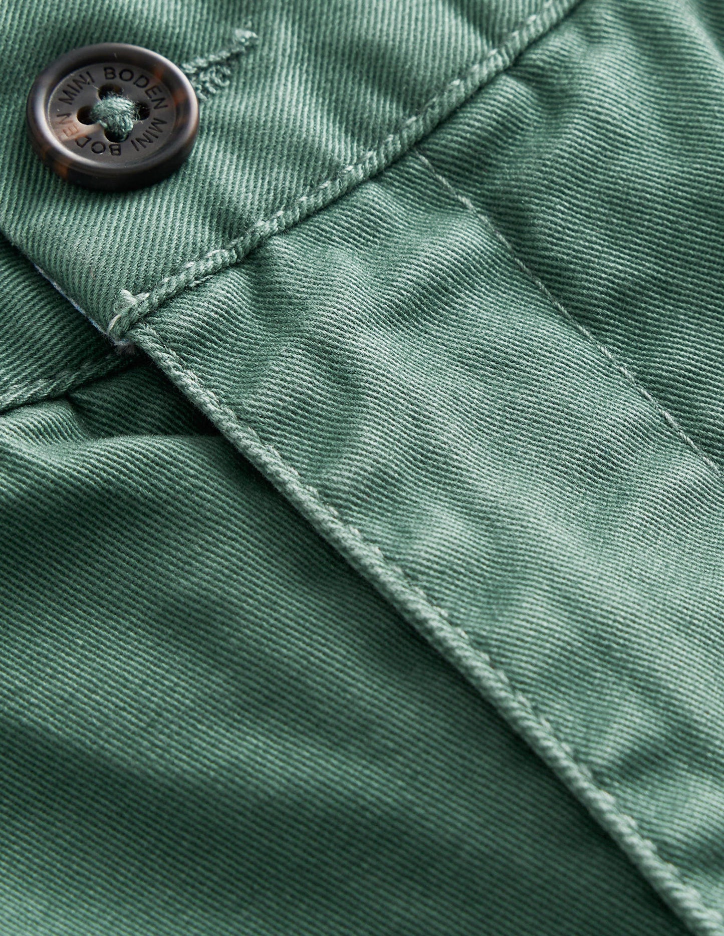 Classic Chinos-Spruce Green