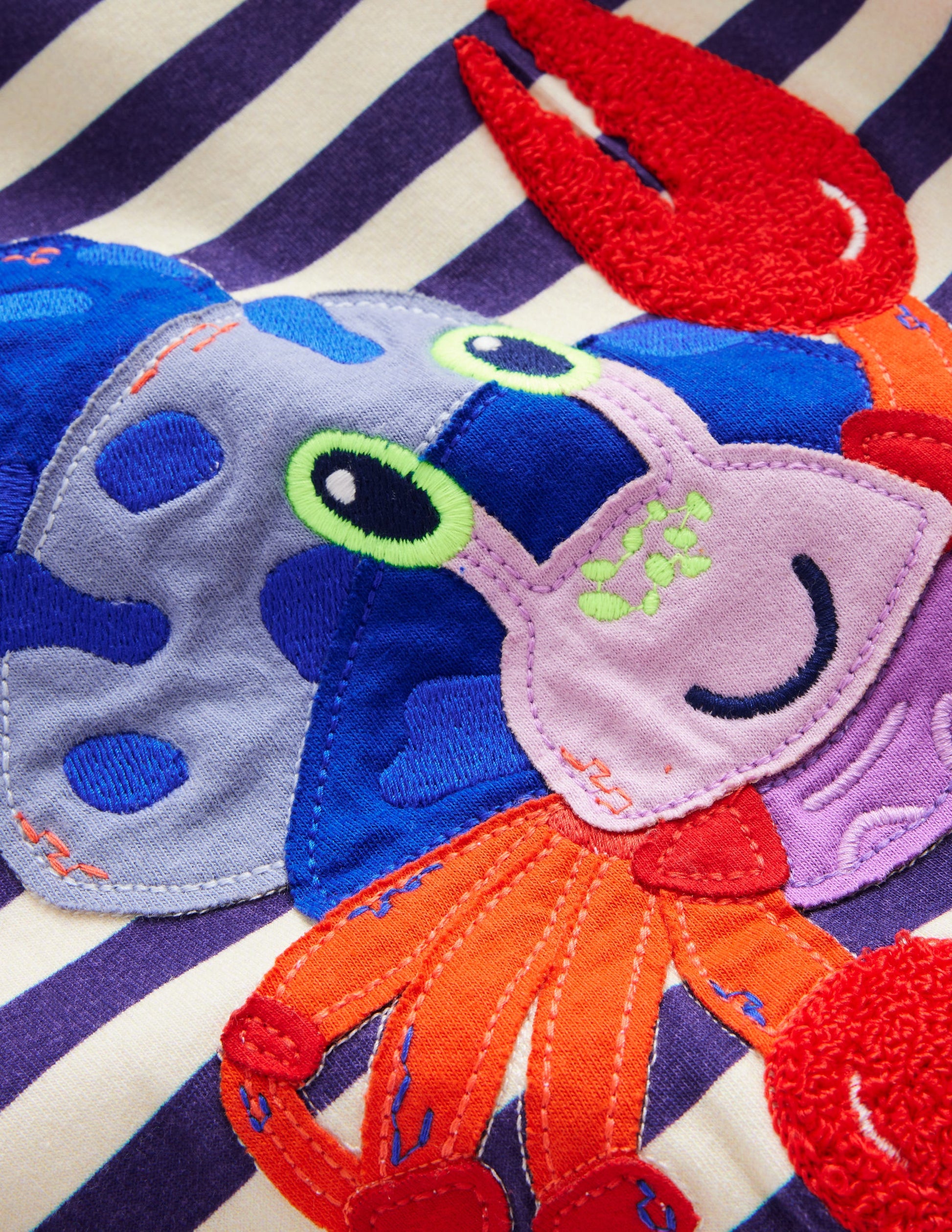 Appliqué Crab T-shirt-Sapphire Blue/Ivory Crabs-4
