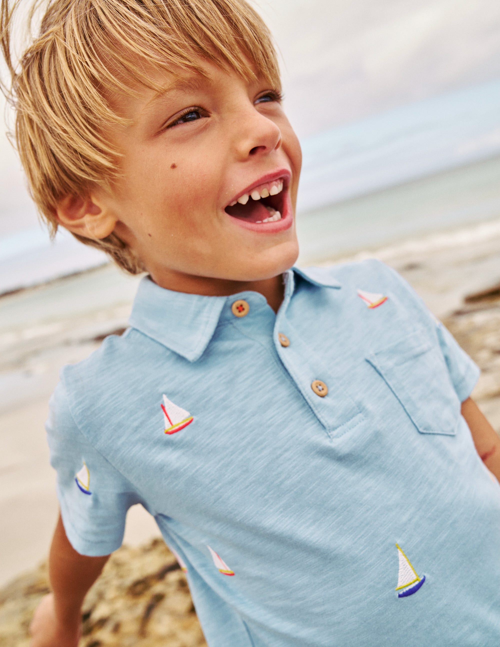 Embroidered Slub Polo Shirt-Vintage Blue Boat Embroidery - Image 3