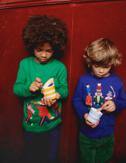 Appliqué T-shirt-Highland Green Band