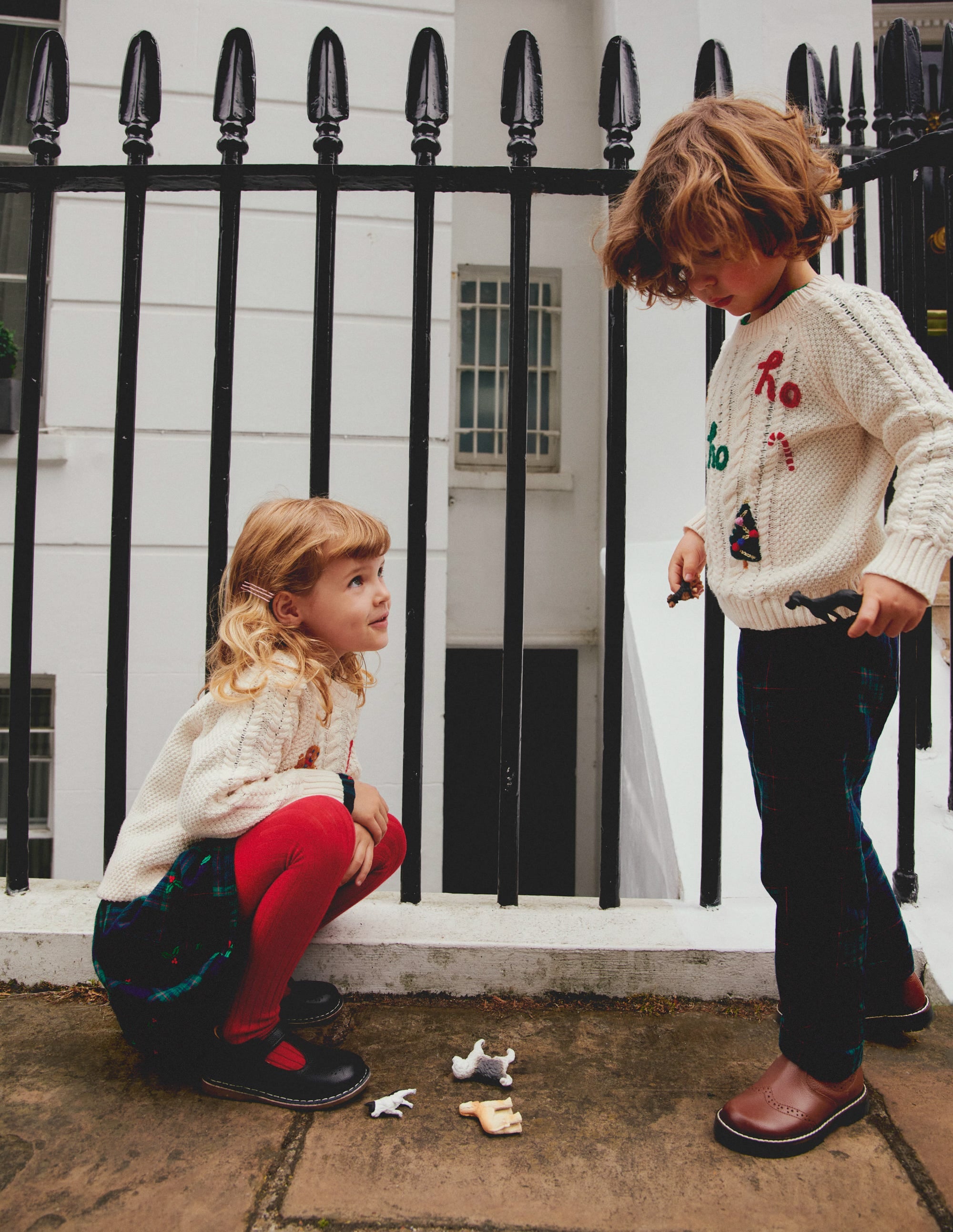 Festive Cable Jumper-Ecru Marl - Image 5