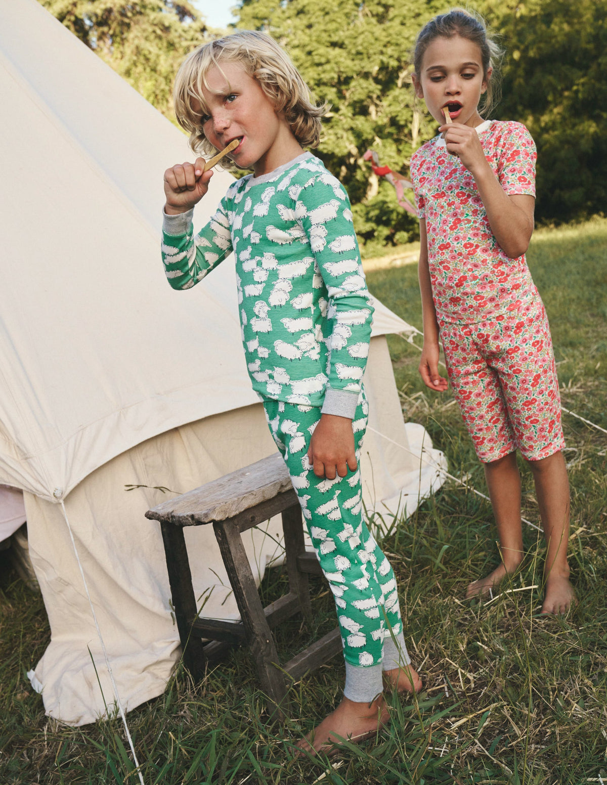 Snug Short John Pyjamas-Pink Flowerbed - Image 4