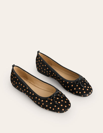 Kitty Flexi Sole Ballet Pumps-Black and Camel Spot