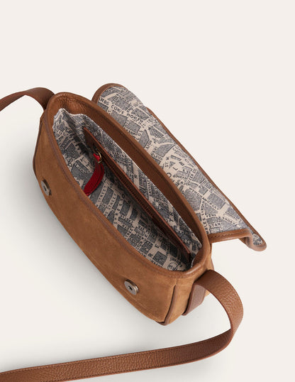 Iris Snaffle Leather Bag-Tan-4