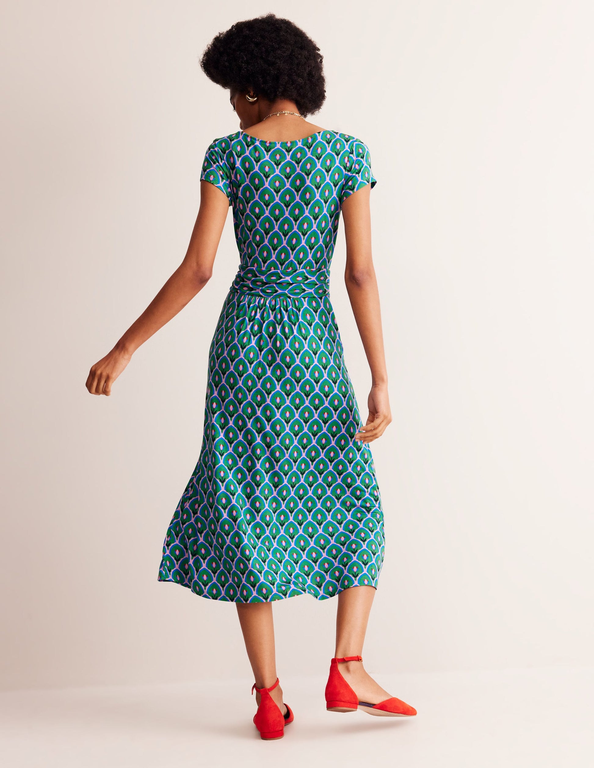 Amelie Jersey Midi Dress-Rich Emerald, Tulip Scallop-3