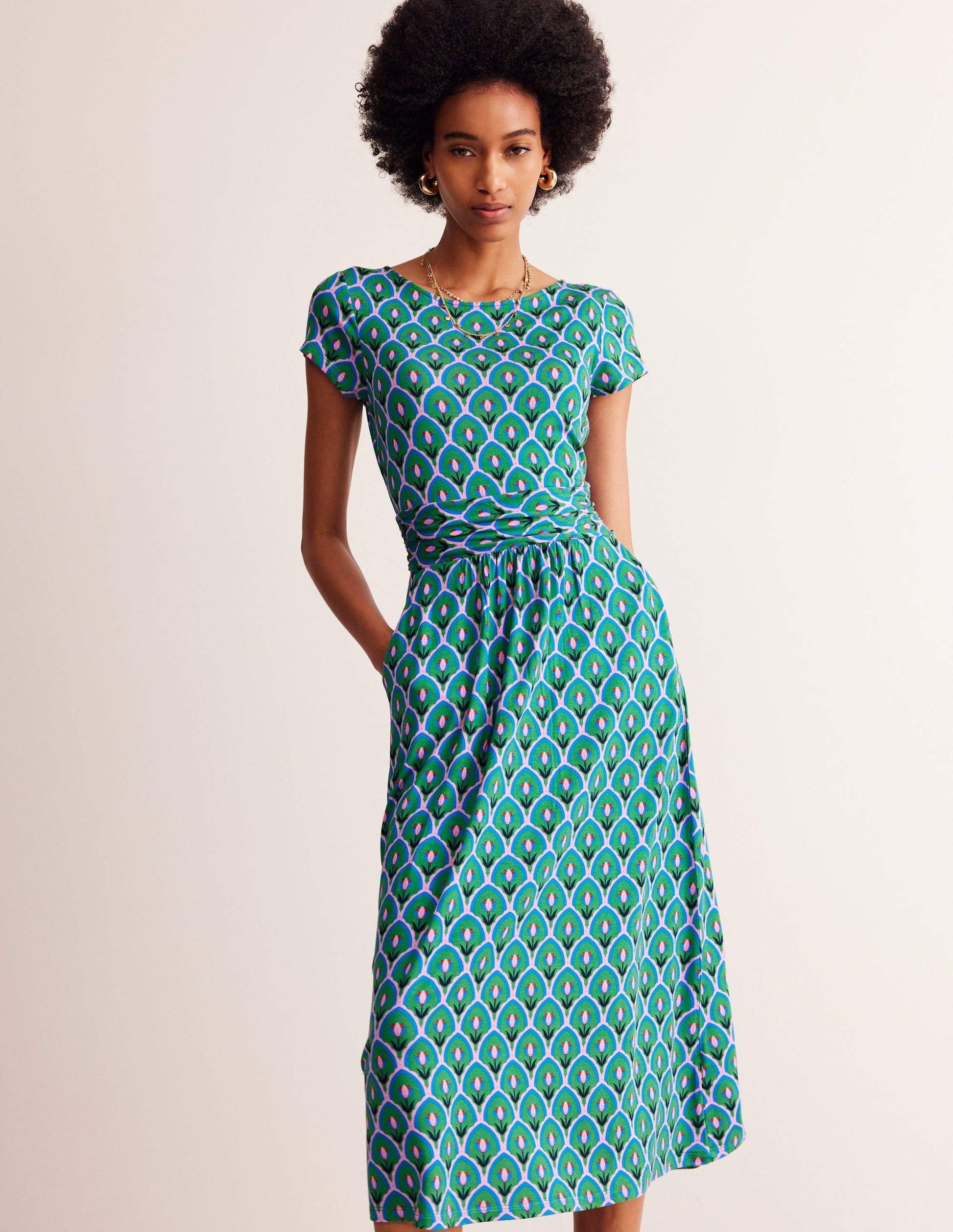 Amelie Jersey Midi Dress-Rich Emerald, Tulip Scallop-4