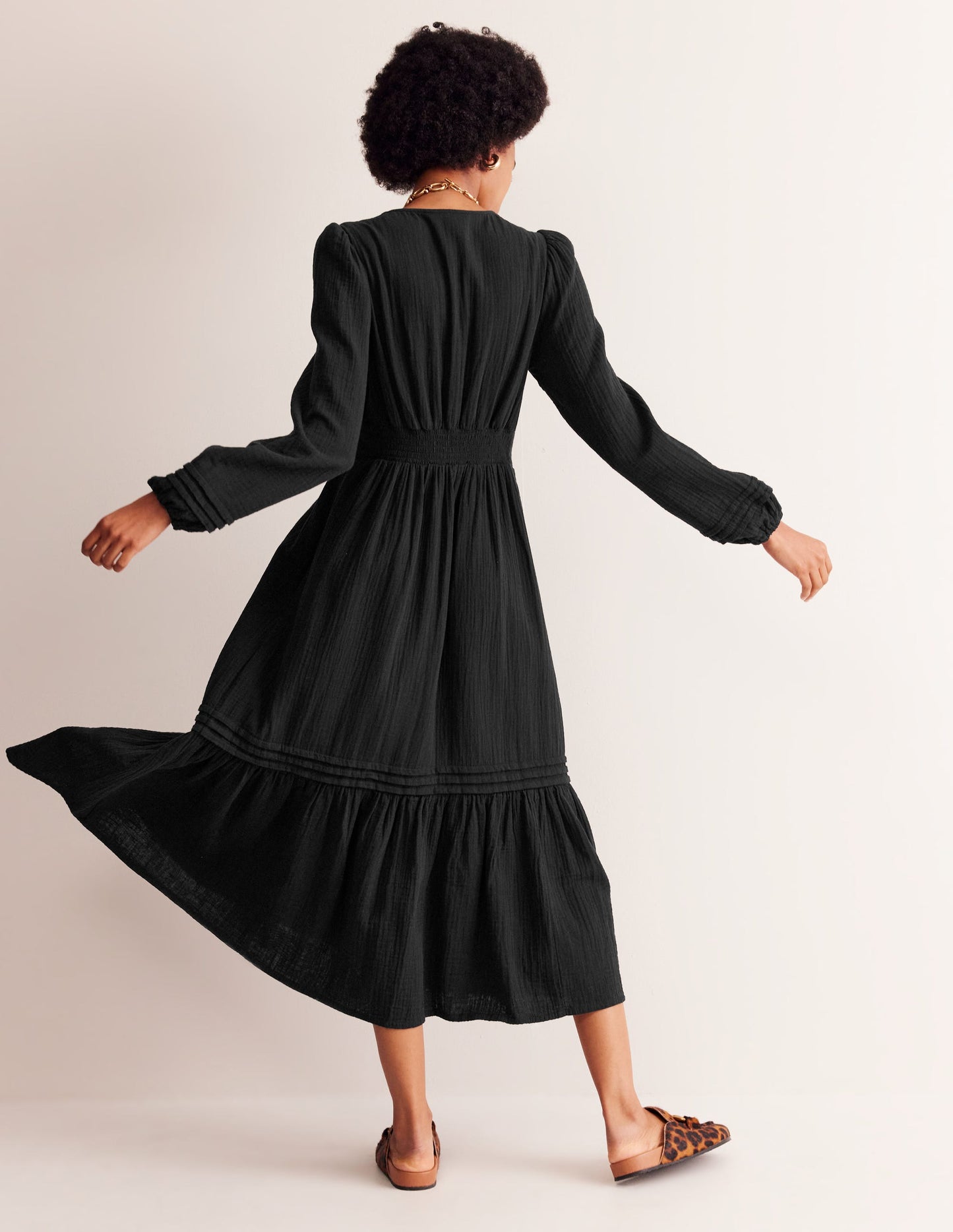 Eve Sleeved Double Cloth Dress-Black