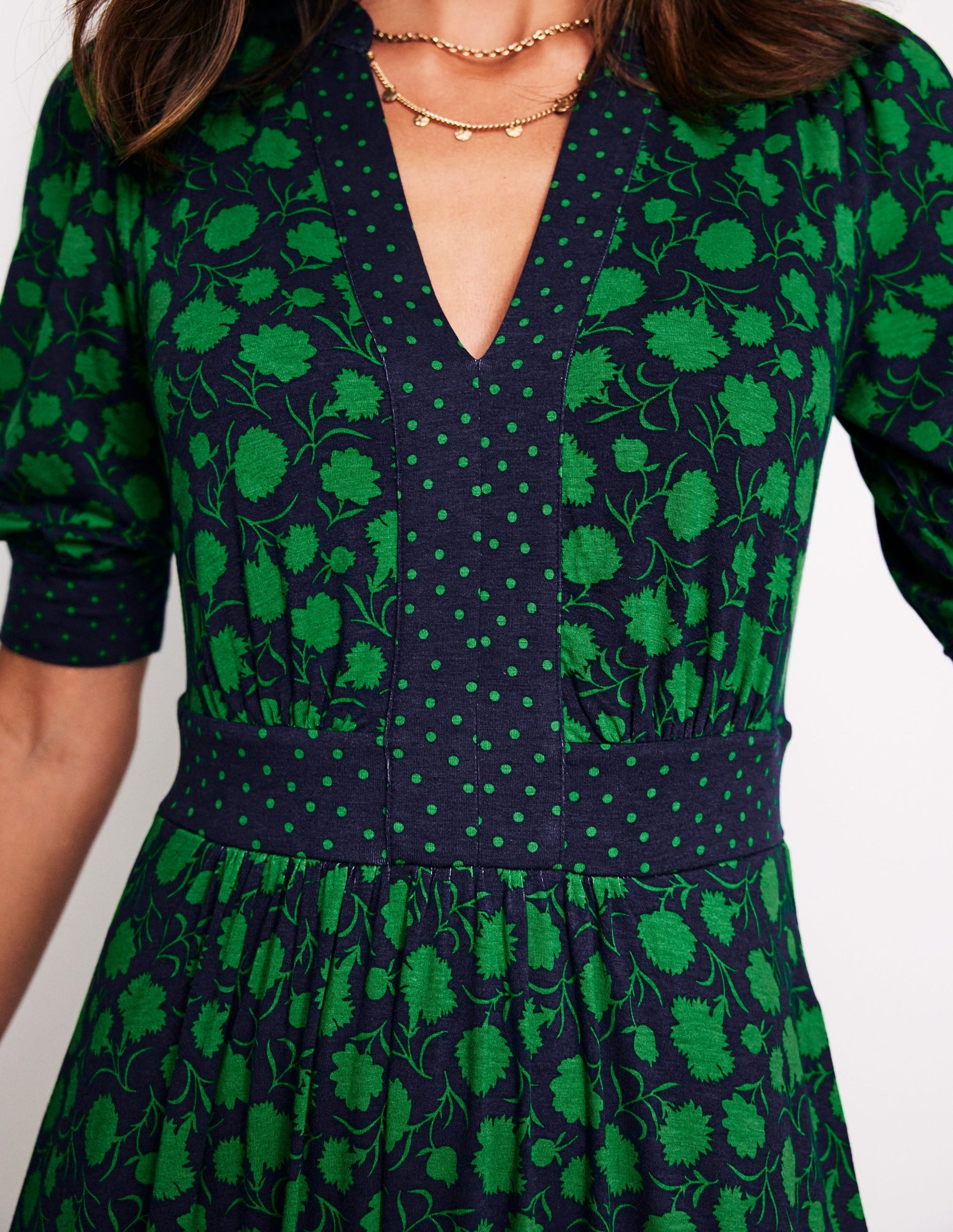 Lily Jersey Midi Tea Dress-Rich Emerald, Silhouette Sprig-3