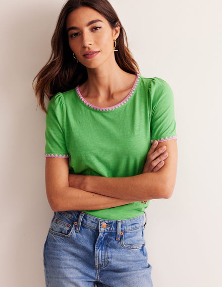 Ali Crochet T-shirt-Kelly Green