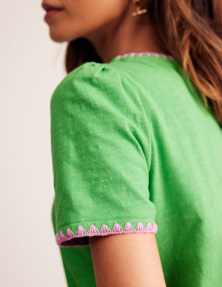 Ali Crochet T-shirt-Kelly Green