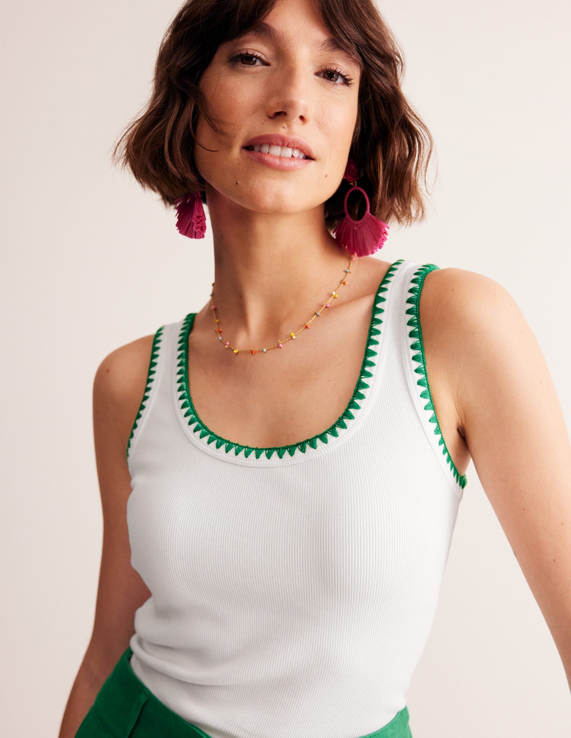 Crochet Trim Scoop Neck Vest-White - Image 1