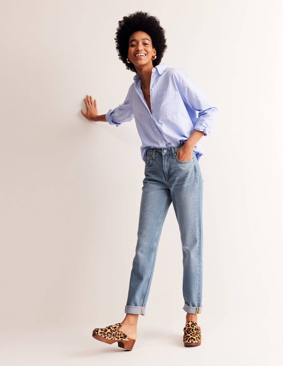 Girlfriend Jeans-Light Vintage - Image 1