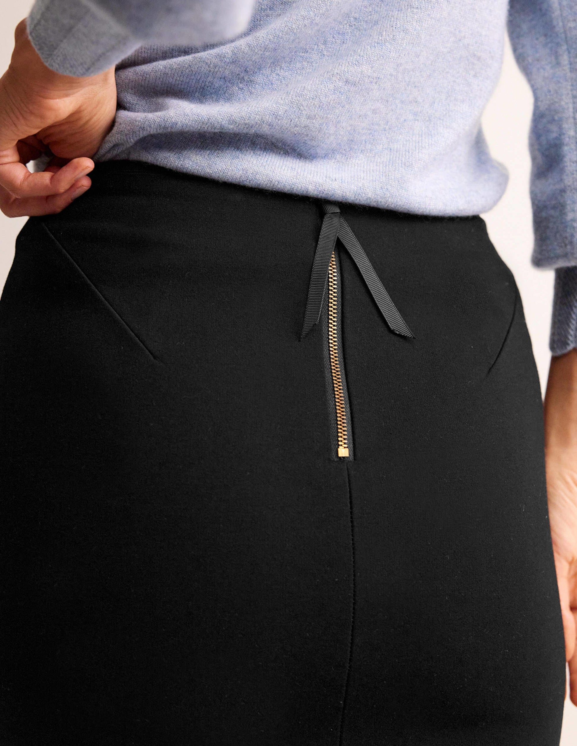 Hampshire Ponte Skirt-Black-2
