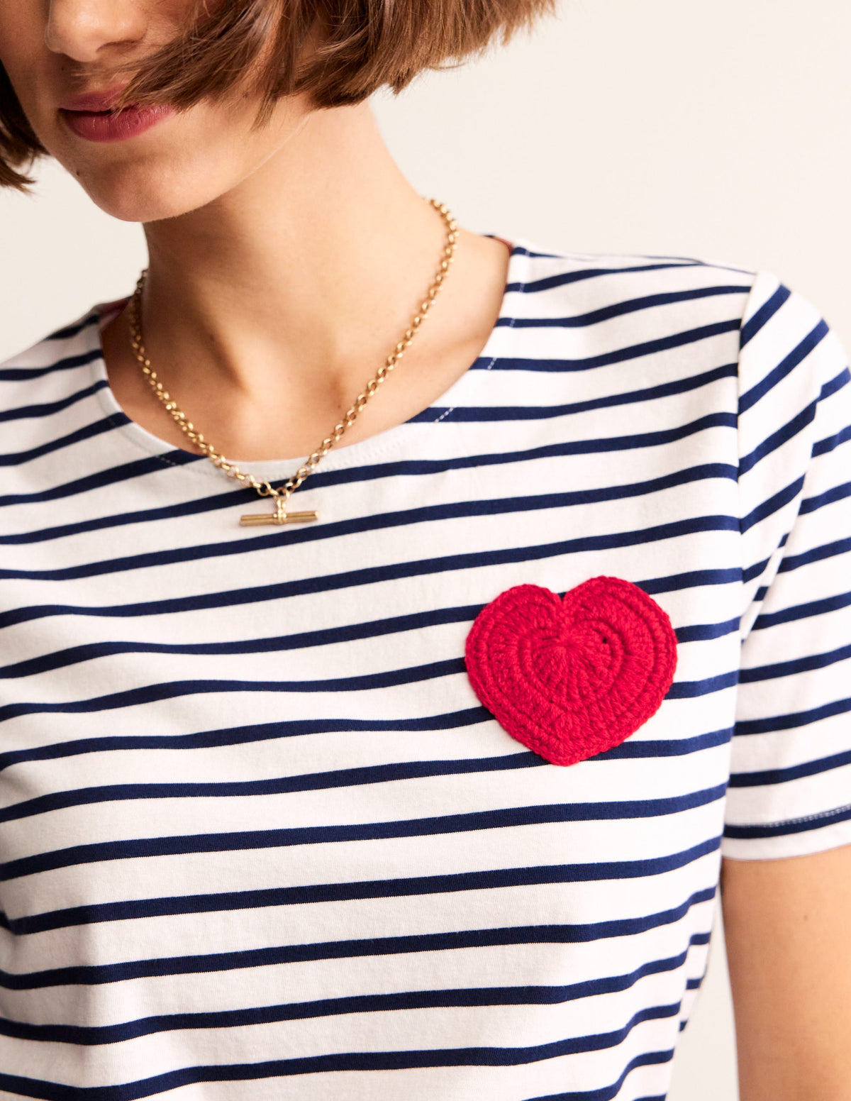 Crochet T-shirt-Ivory, Navy Heart - Image 2