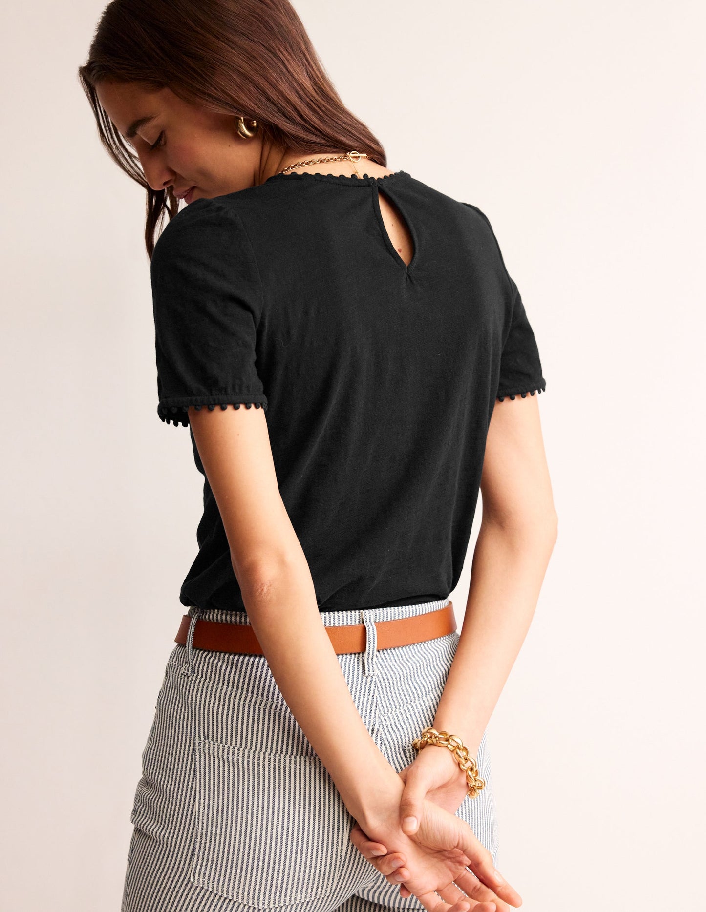 Ali Jersey T-Shirt-Black