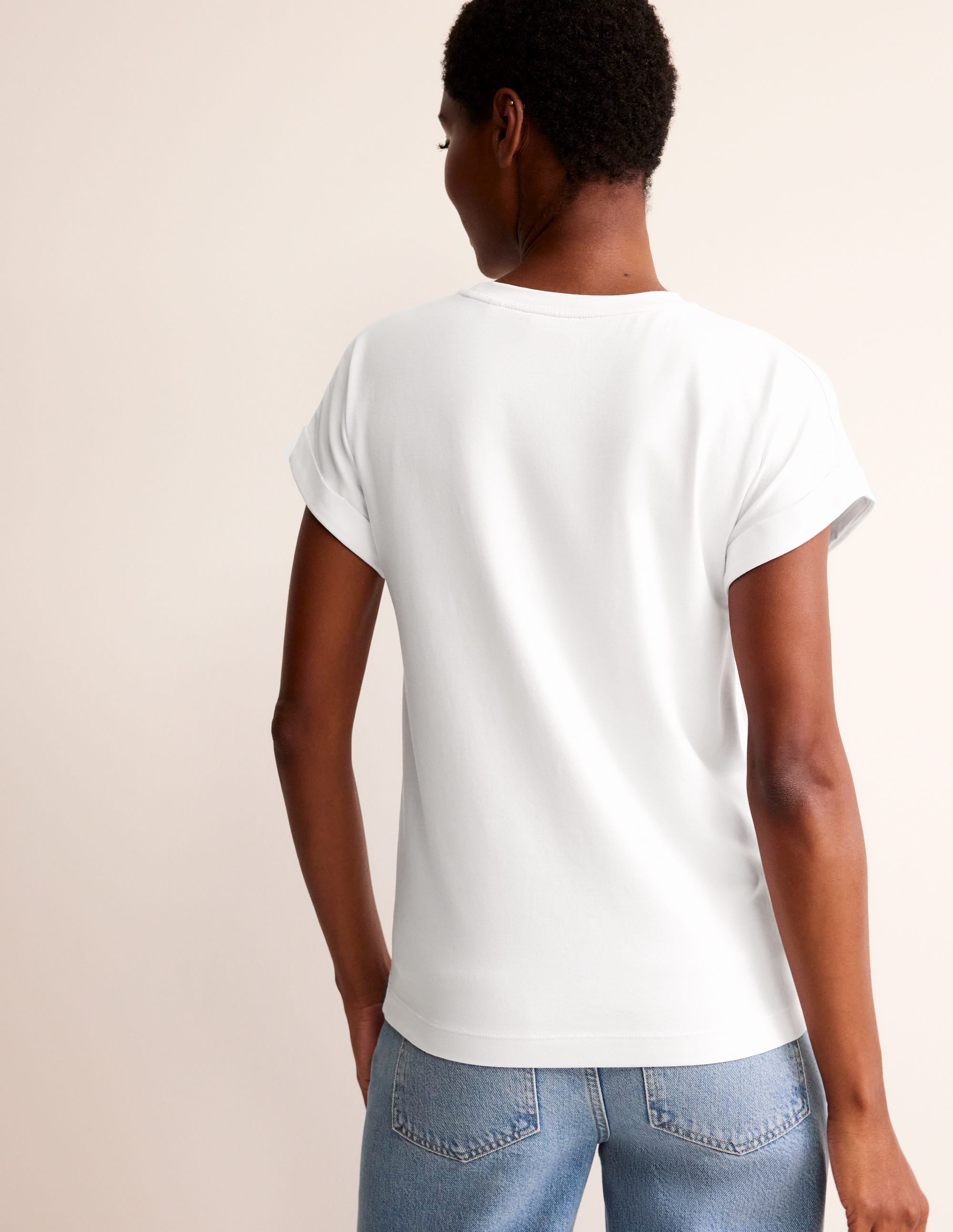 Turnback Cuff Crew T-shirt-White - Image 4