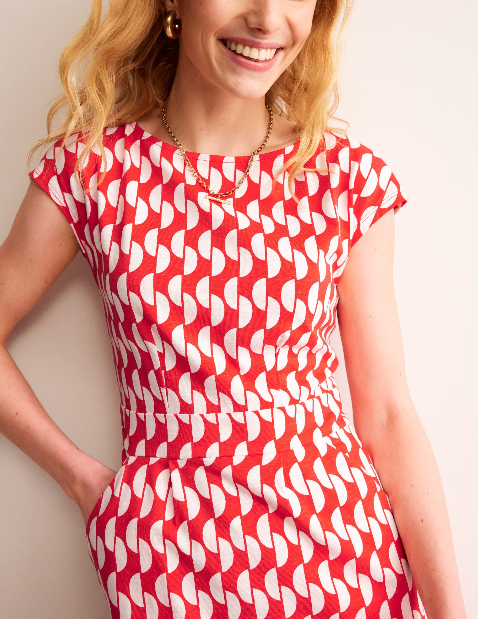 Florrie Jersey Dress-Poppy Red. Geo Wave - Image 2