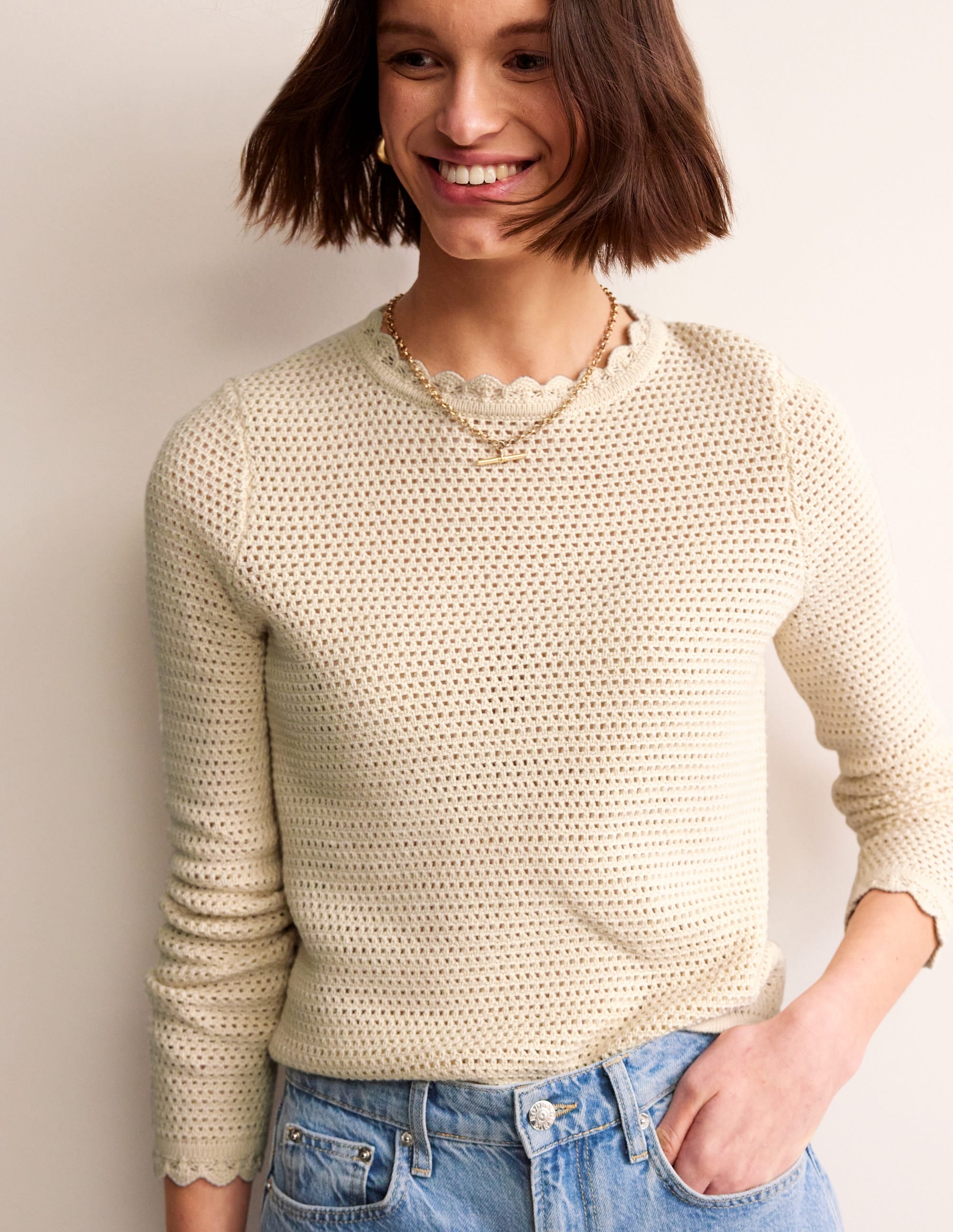 Textured Scallop Jumper-Warm Ivory - Image 1