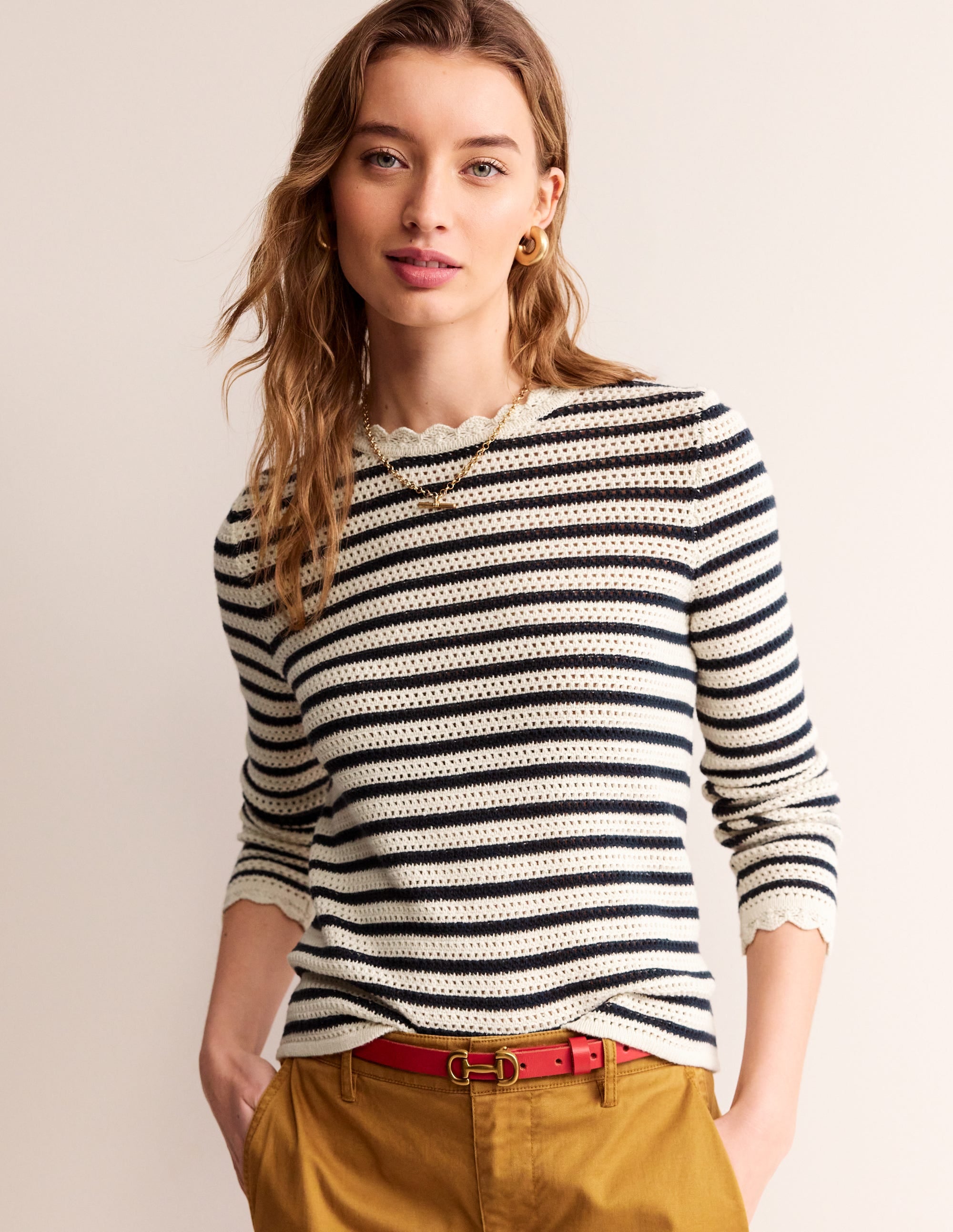 Textured Scallop Jumper-Warm Ivory/ Naval Academy - Image 2