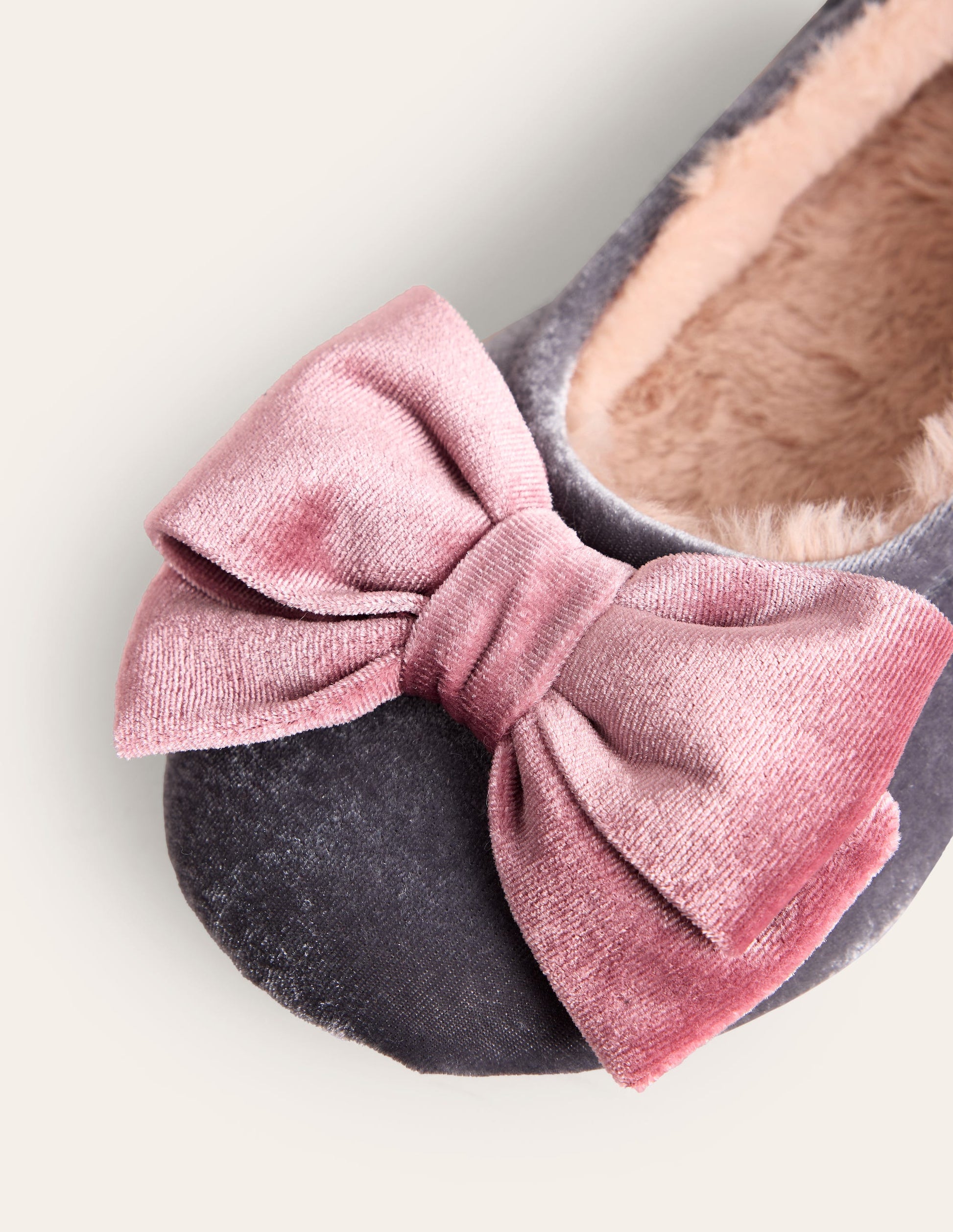 Bow Slippers-Grey-4
