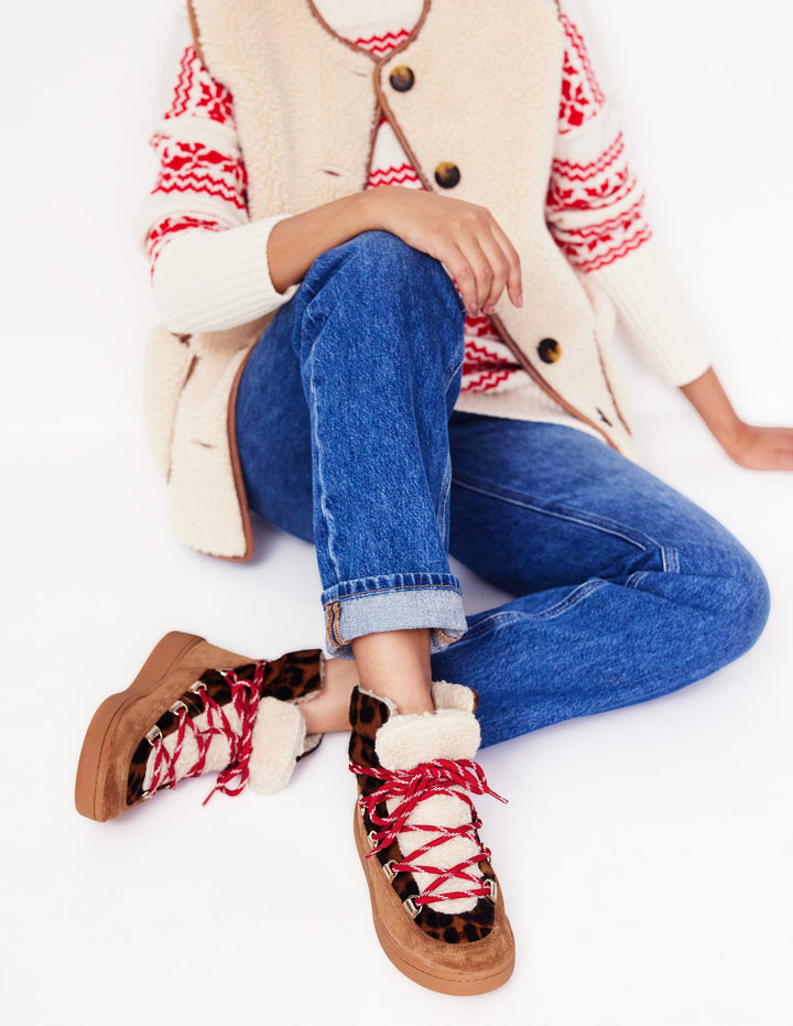 Cosy Lace Up Boot-Dark Classic Leopard