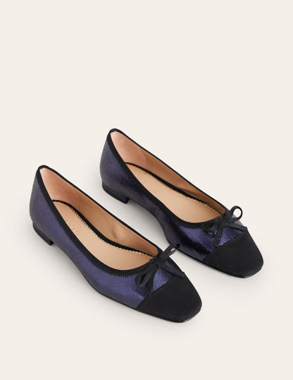 Toe Cap Ballet Flat-Navy Crackle Leather