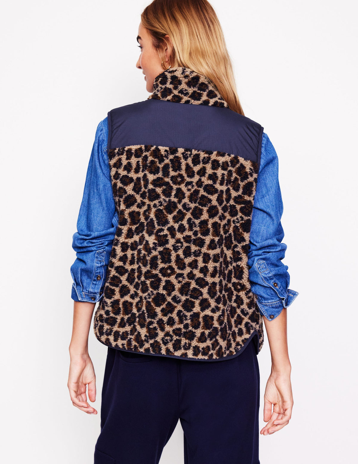 Truro Borg Gilet-Leopard - Image 3