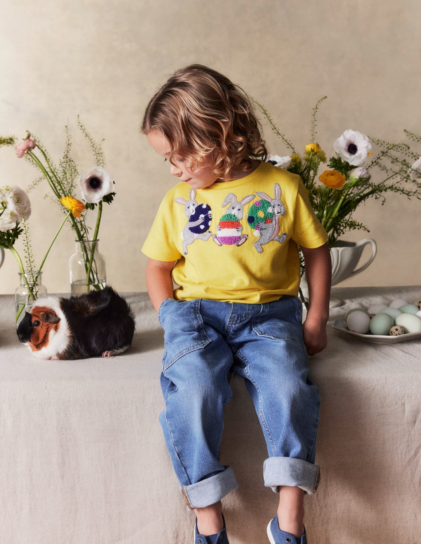 Short Sleeve Appliqué T-shirt-Lemon Yellow Bunnies