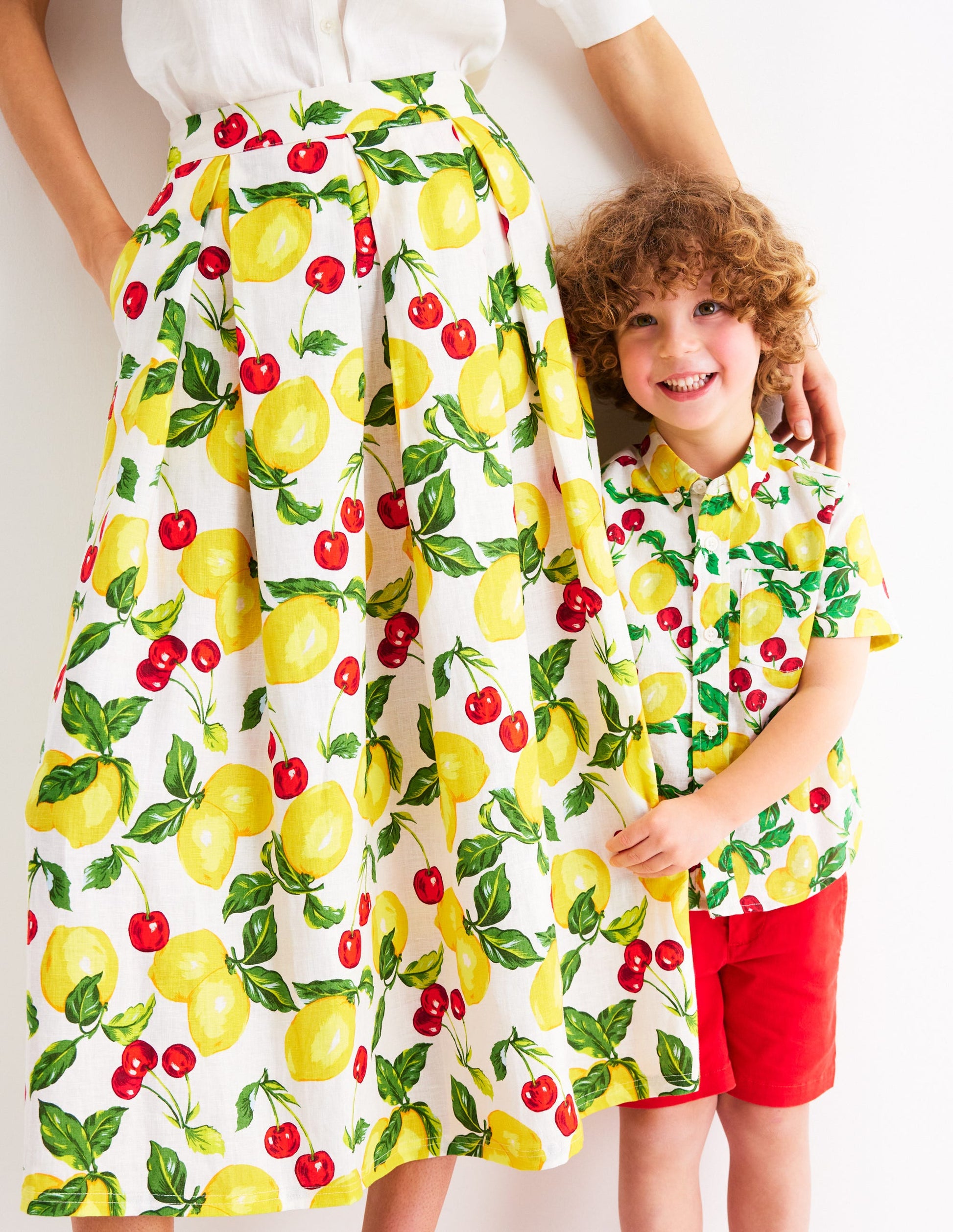 Cotton Linen Shirt-Soft Ivory Lemons and Cherries-4