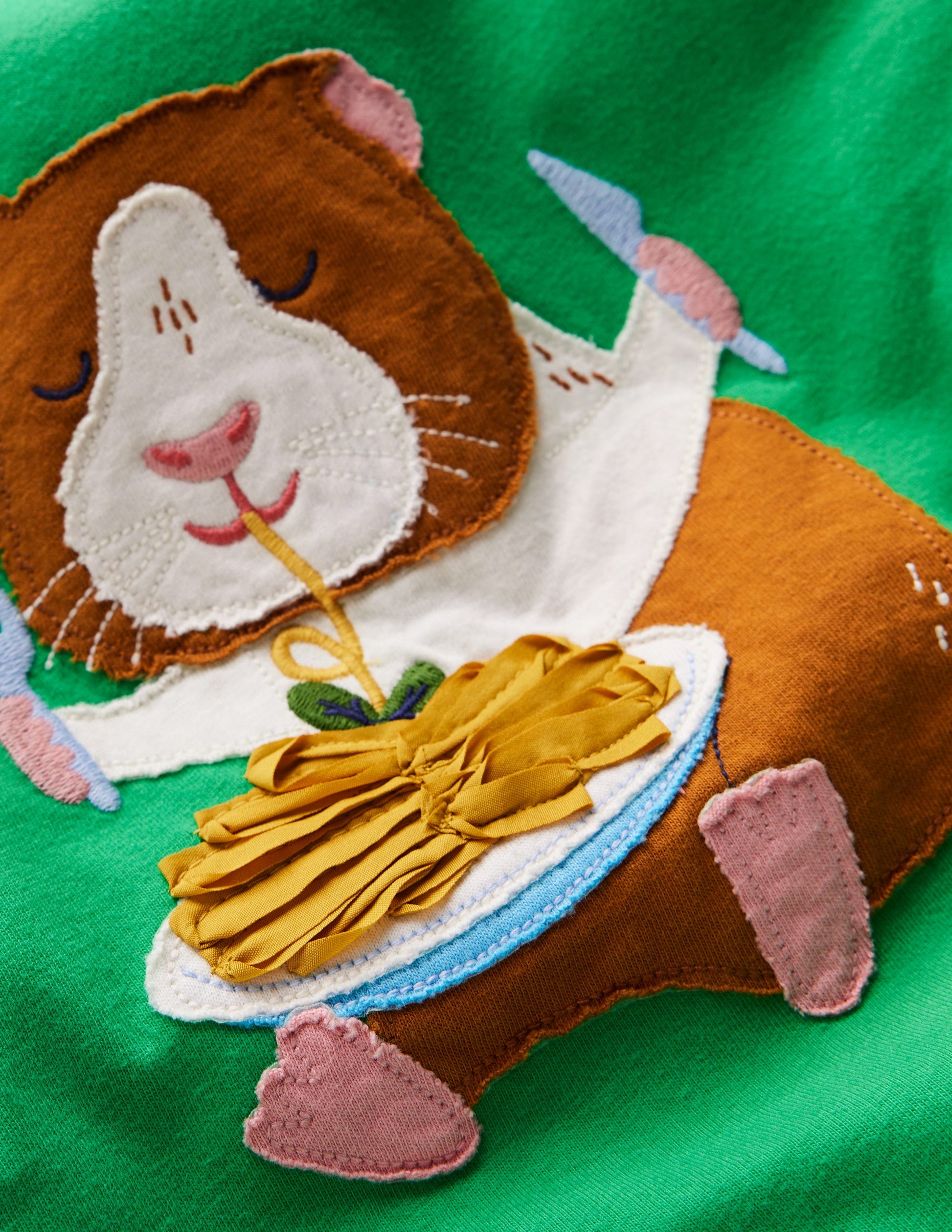 Short Sleeve Appliqué T-shirt-Sapling Green Guinea-Pig-3