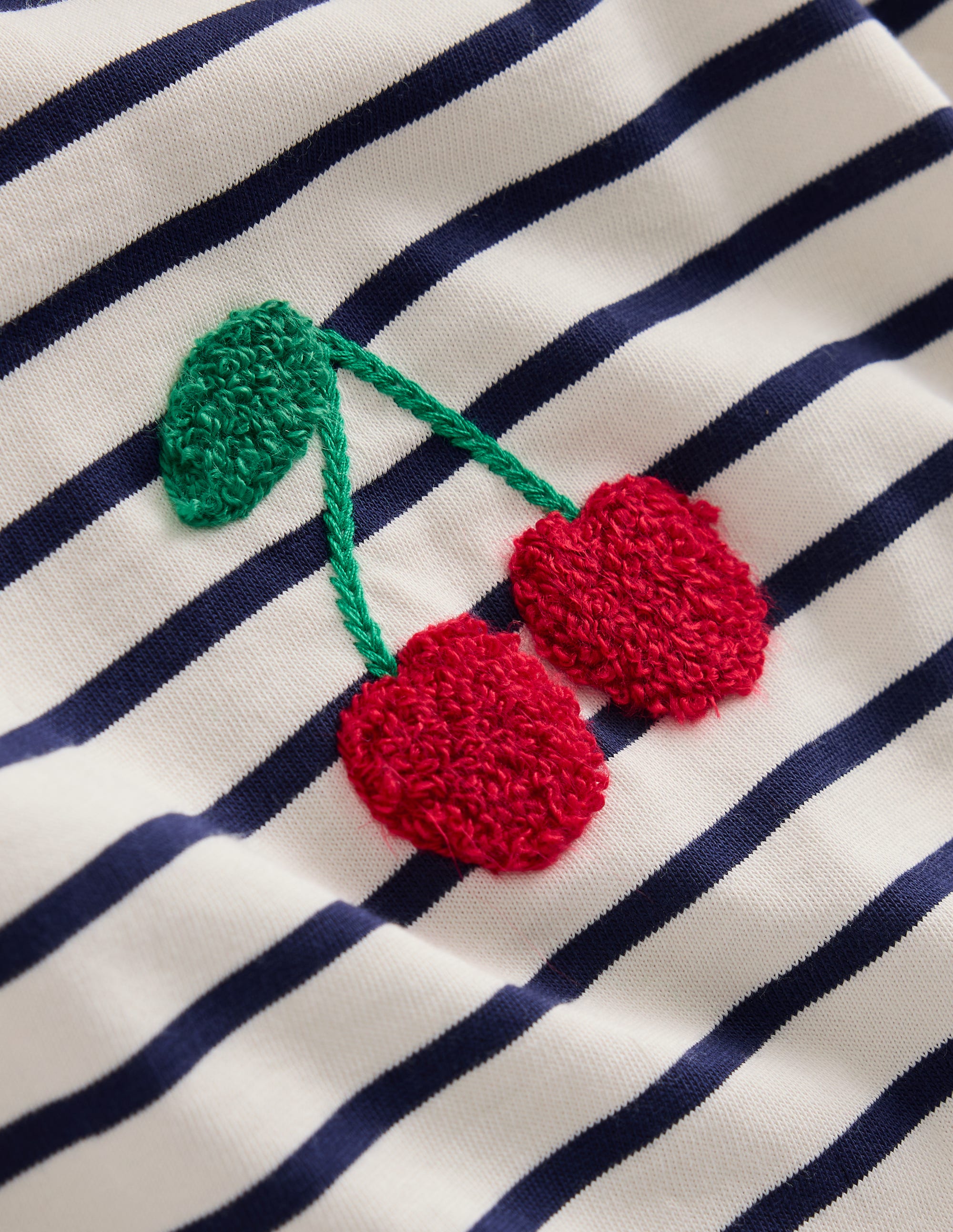Bay Boucle T-Shirt-French Navy/ Ivory Cherries - Image 3
