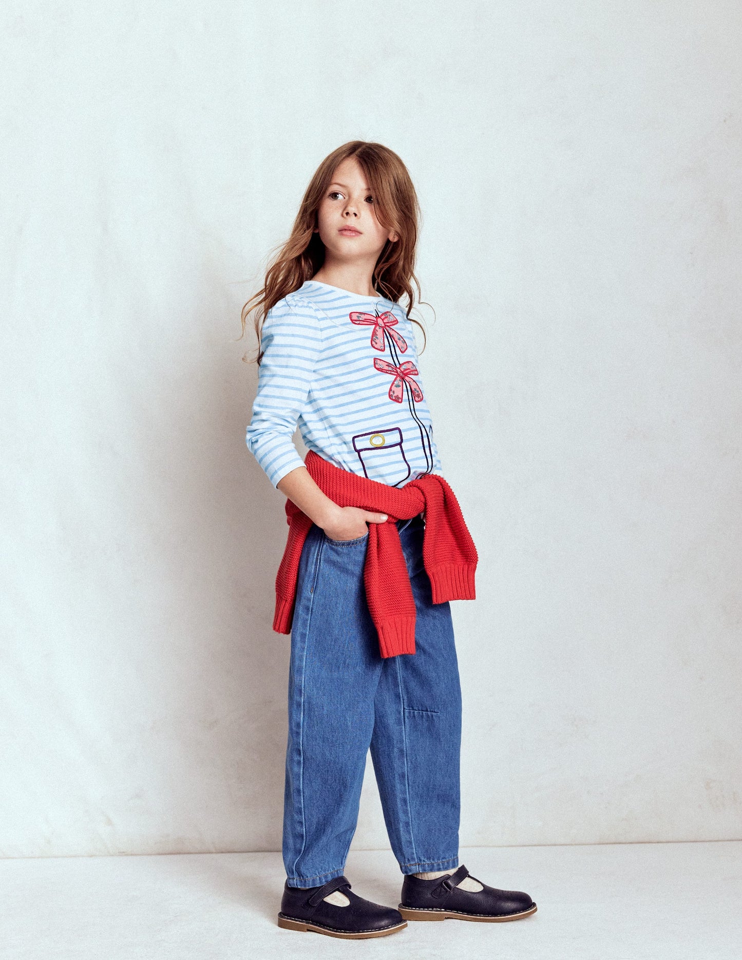 Puff Sleeve Appliqué  T-shirt-Soft Ivory/Glacier Blue