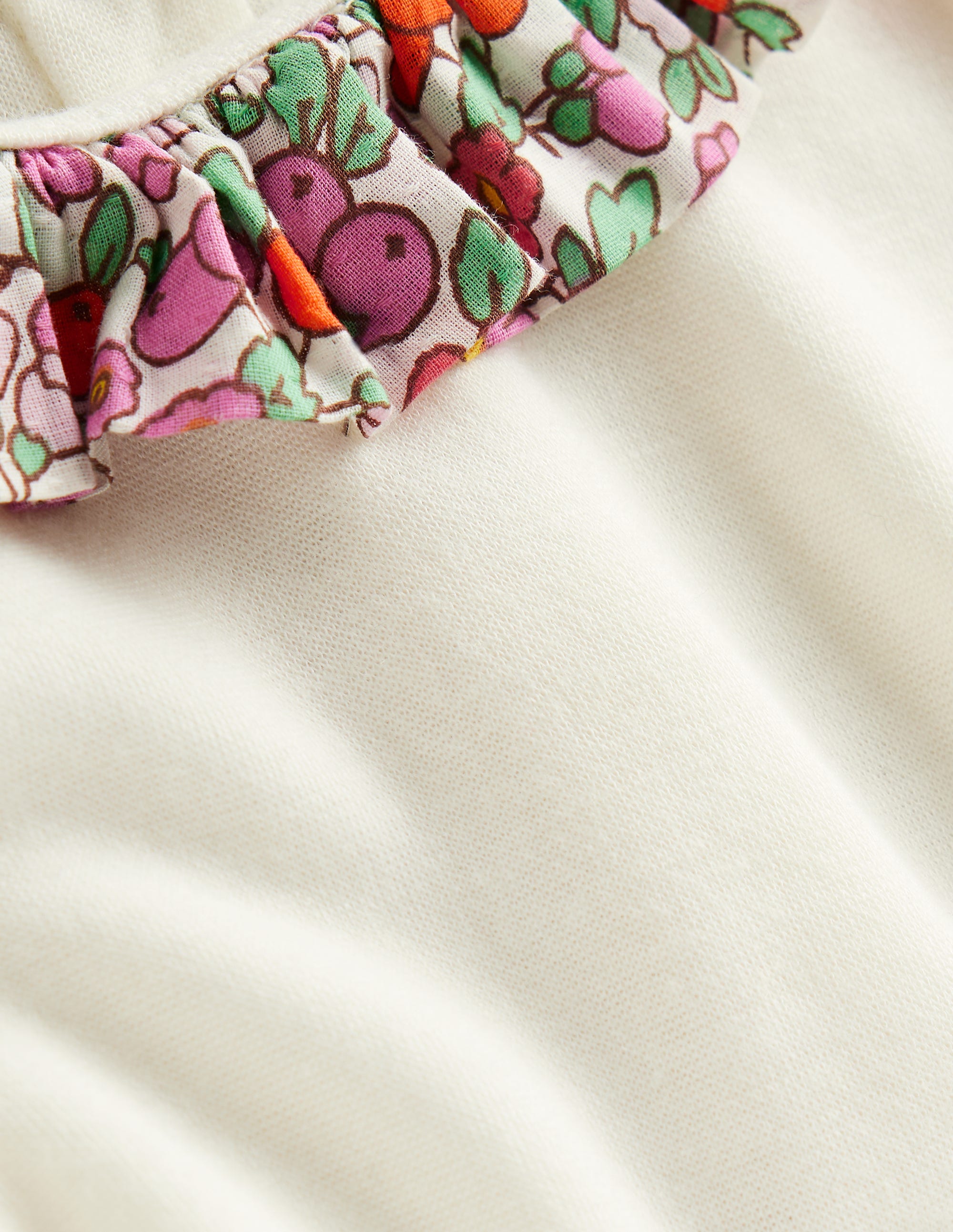 Nostalgic Play Set-Pink Apple Blossom Floral - Image 3